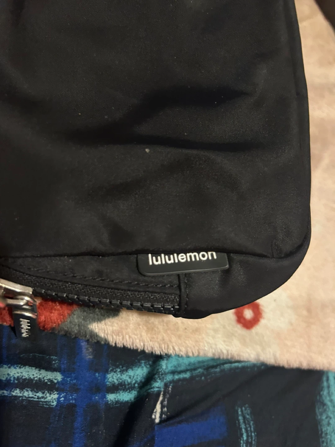Lululemon Black Crossbody Pouch Bag - photo 3