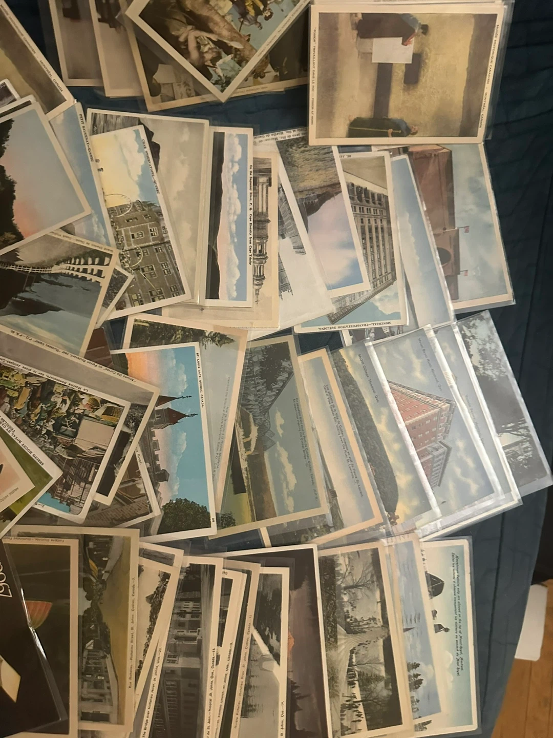 Collection of vintage Canadian postcards - photo 2