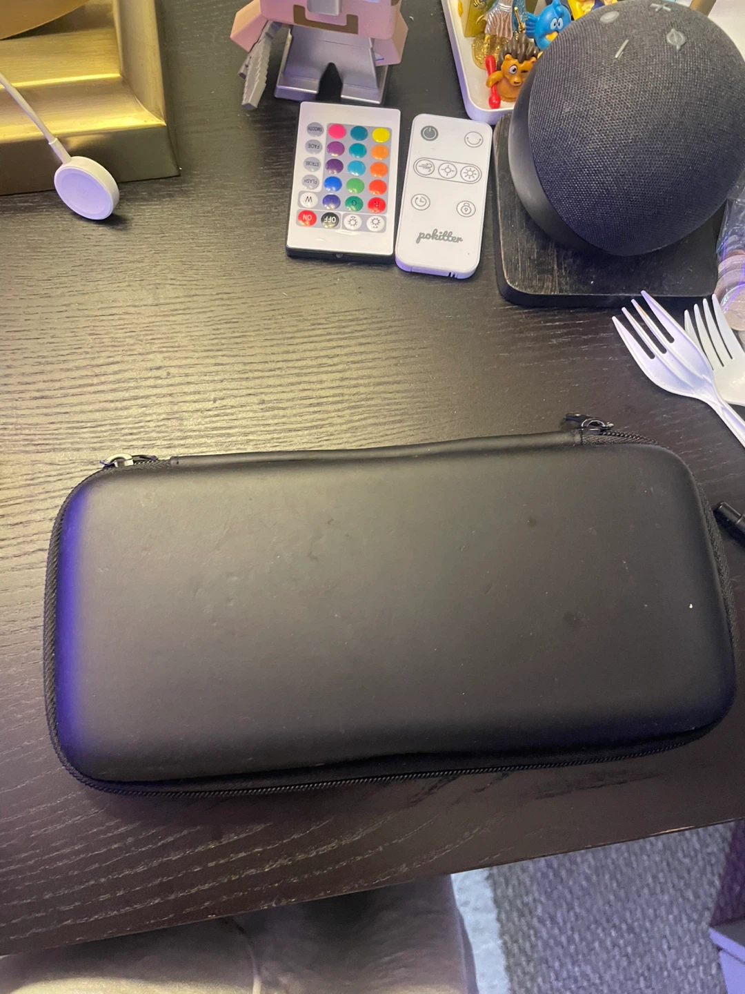 Nintendo Switch Carrying Case - photo 2