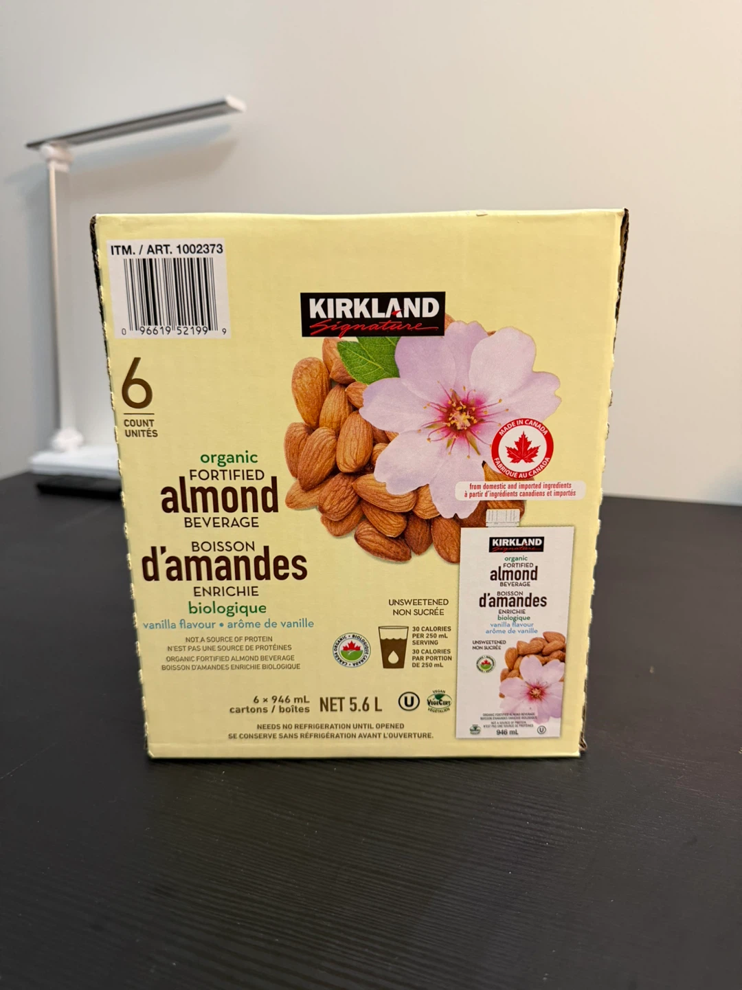 Kirkland Signature Organic Almond Beverage, Vanilla, 6-count