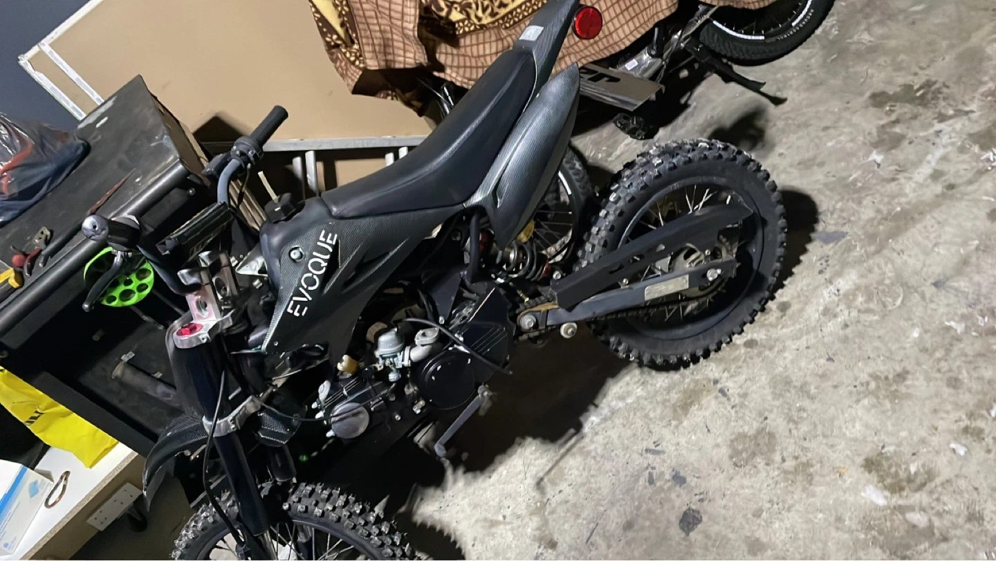 EVOQUE Dirt Bike
