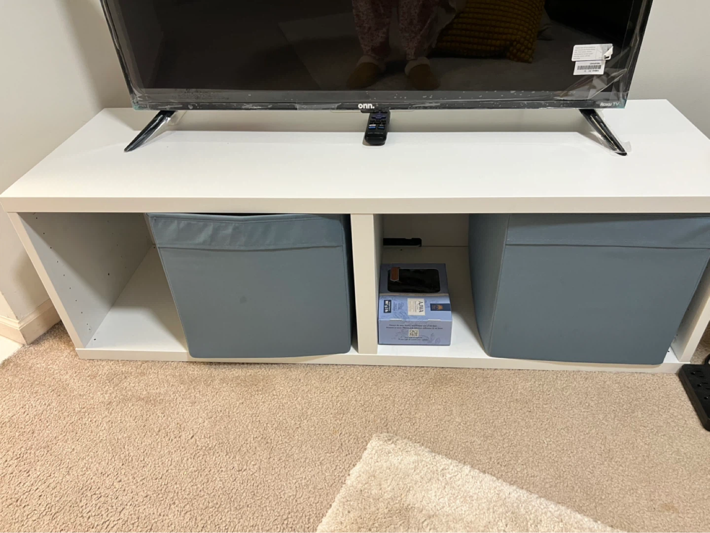 TV table - photo 2