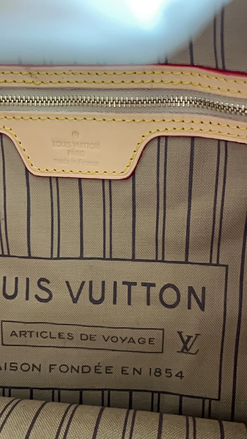 Louis Vuitton Monogram Neverfull Tote Bag - photo 3