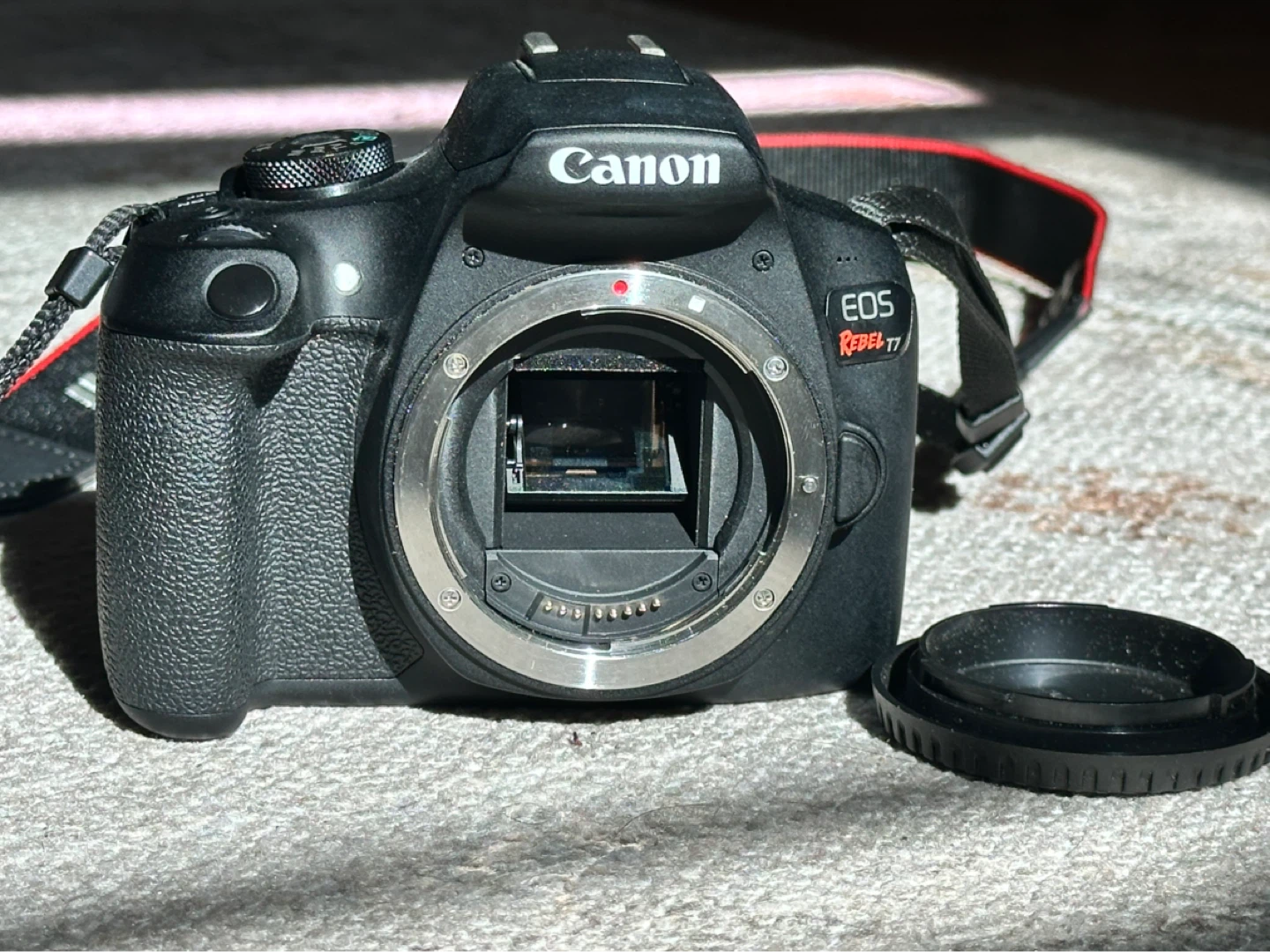Canon EOS Rebel T7 DSLR Camera with 18-55mm and 75-300mm Lenses - photo 2