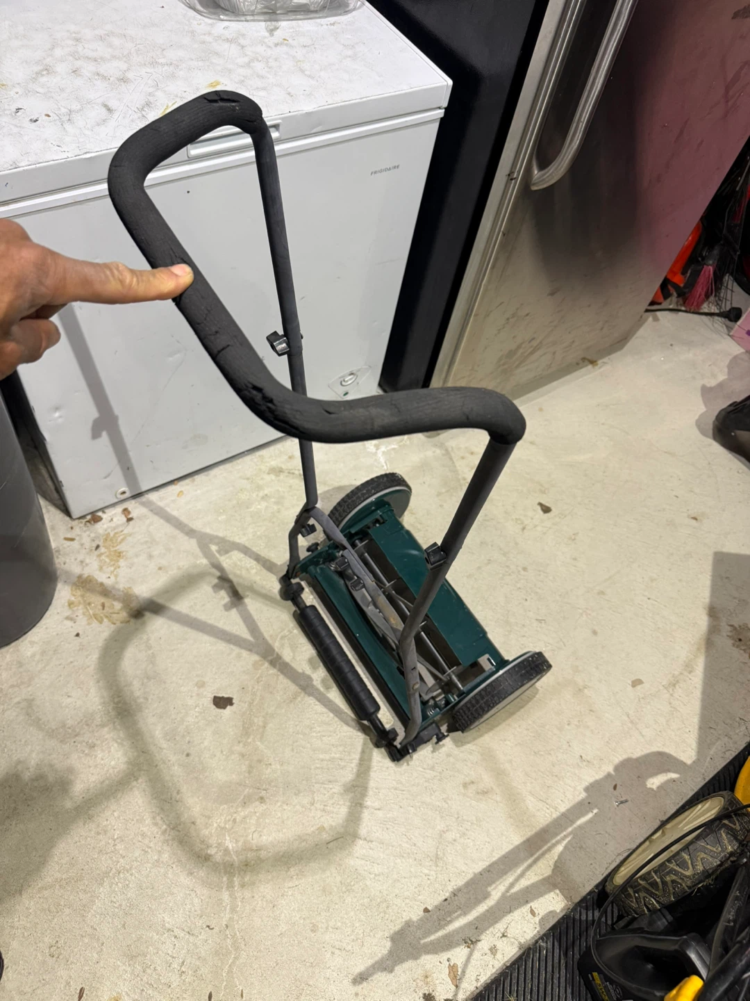 Yard works Manuel Lawn cutter - photo 4