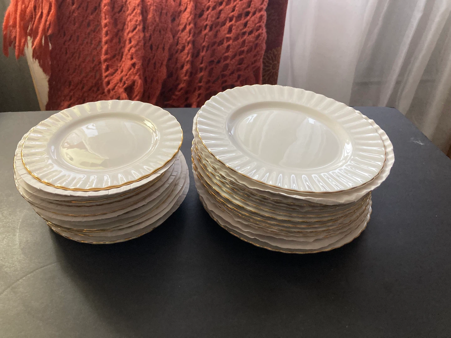 Royal Albert Val D'Or Plates - photo 2