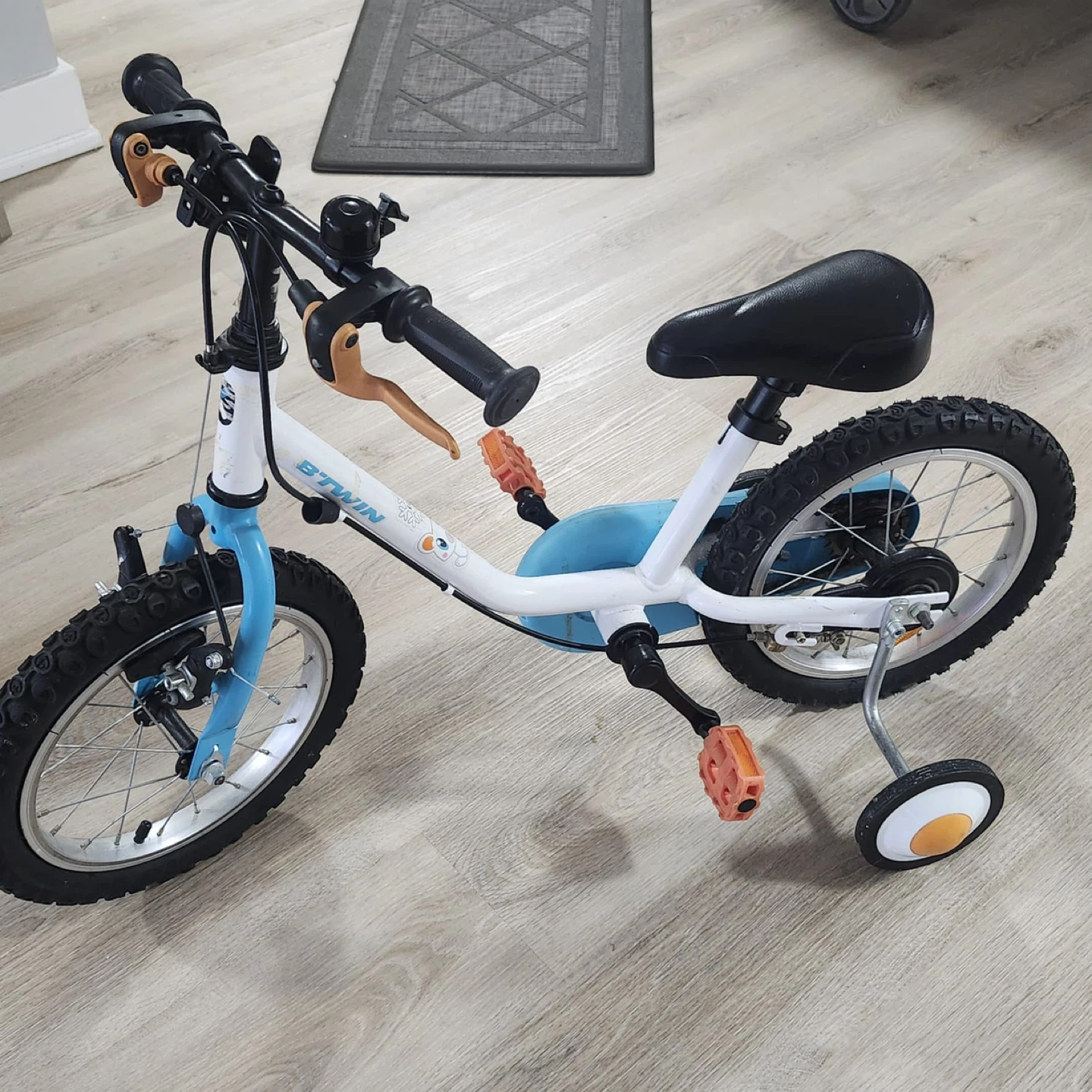 B'TWIN Kids Bike with Training Wheels - photo 3