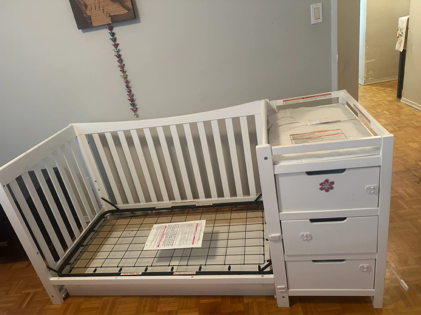 White Baby Crib with Changing Station and Drawers - photo 4
