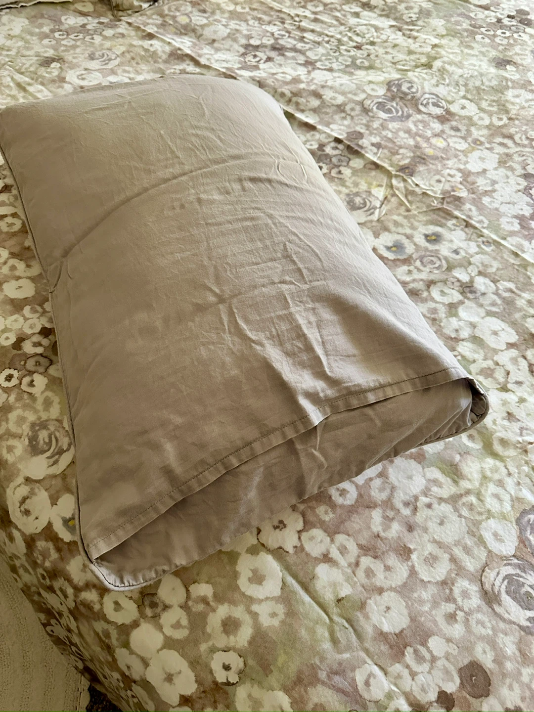 Queen-size duvet cover with two matching shams - photo 4