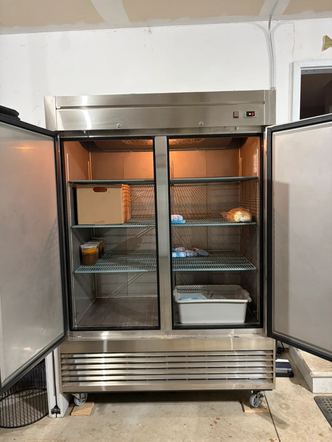 Nelia Upright Double Door Commercial Freezer - photo 2