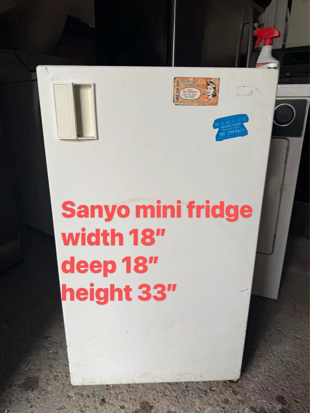 Good condition Sanyo mini fridge $70