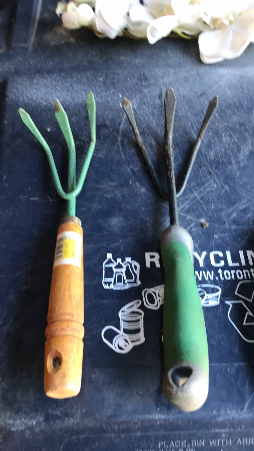 Set of 4 Hand Garden Tools - Cultivator and Trowel - photo 3