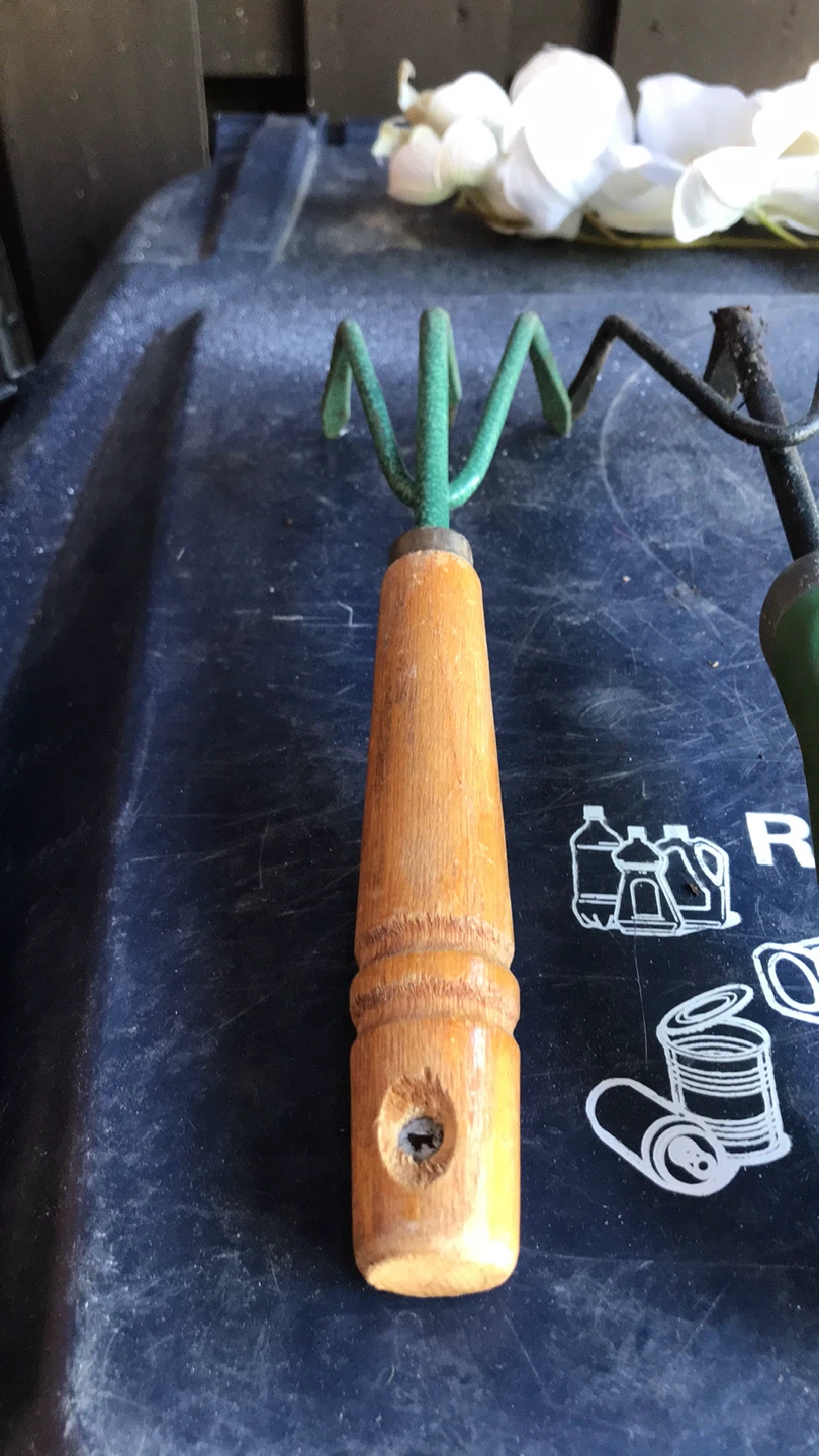 Set of 4 Hand Garden Tools - Cultivator and Trowel - photo 4