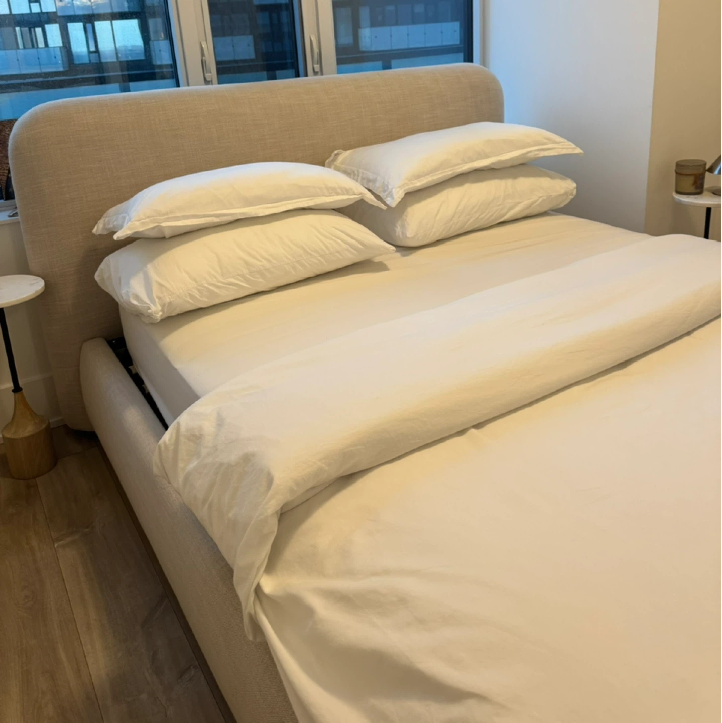 Upholstered Queen Bed. Modern - photo 3