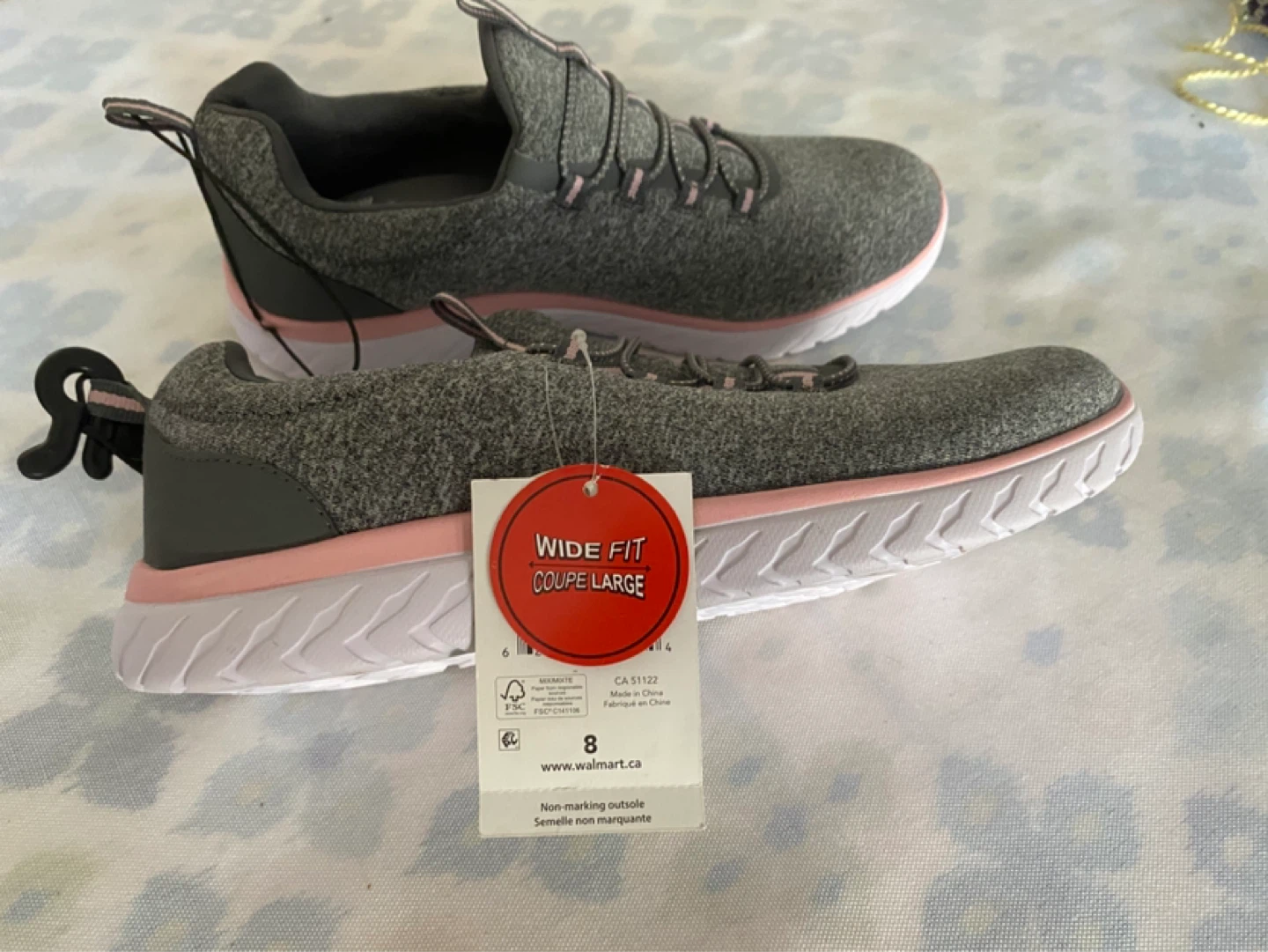 Athletic Works Women's Wide Fit Grey Pink Running Shoes Size 8 - photo 4