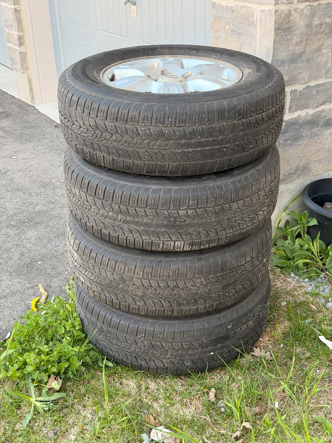 General Tire 225/70R16 Set of 4 - photo 2