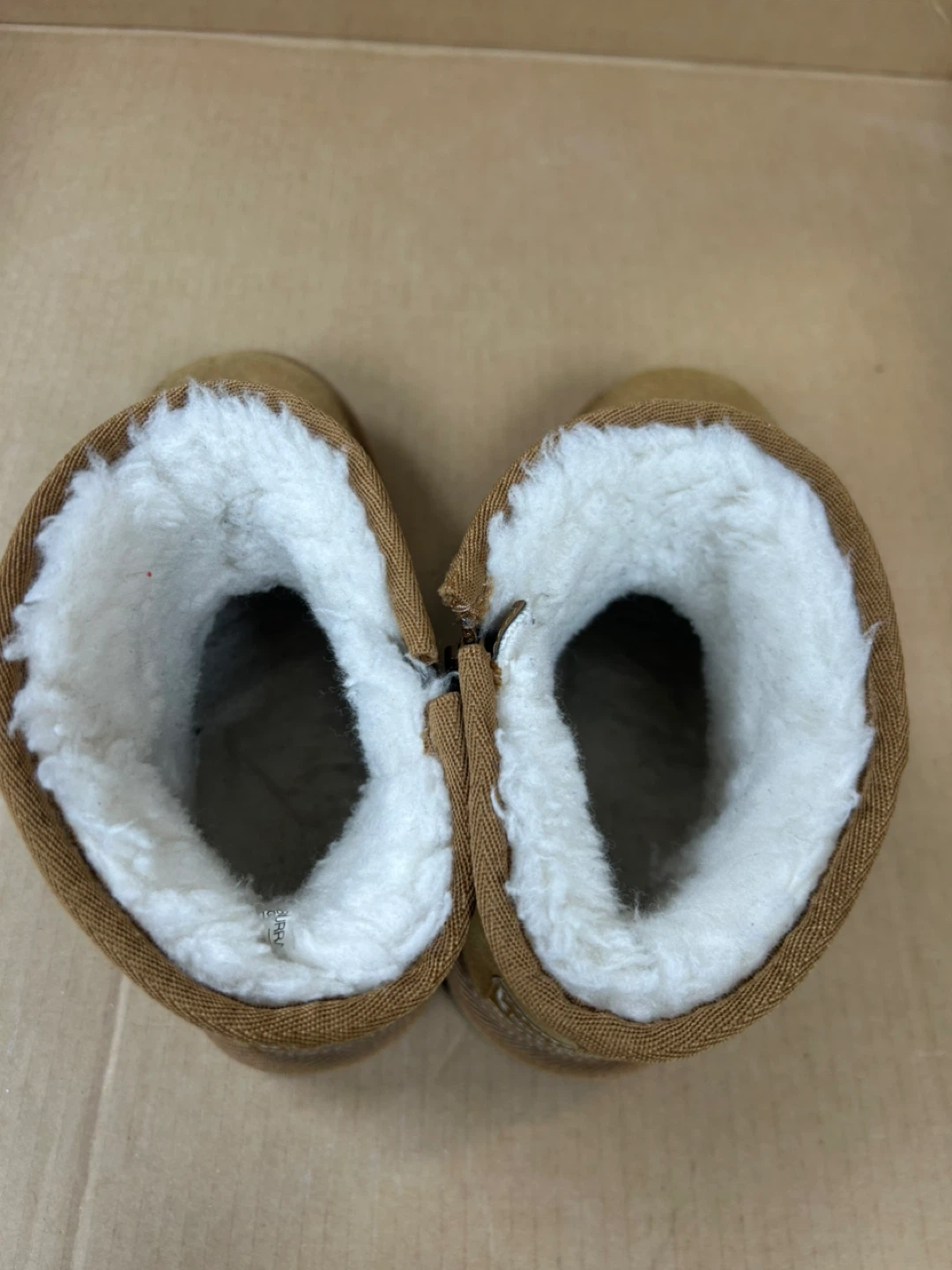 Koolaburra by UGG  Short Boots - Size 8 - photo 5
