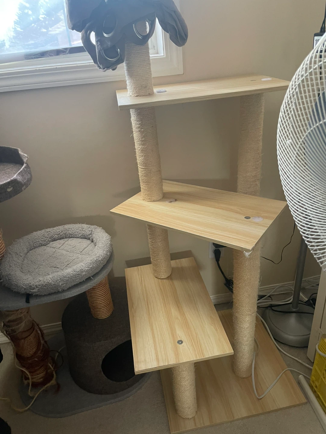 Cat Tree Condo Tower sharp edges good for projects - photo 2