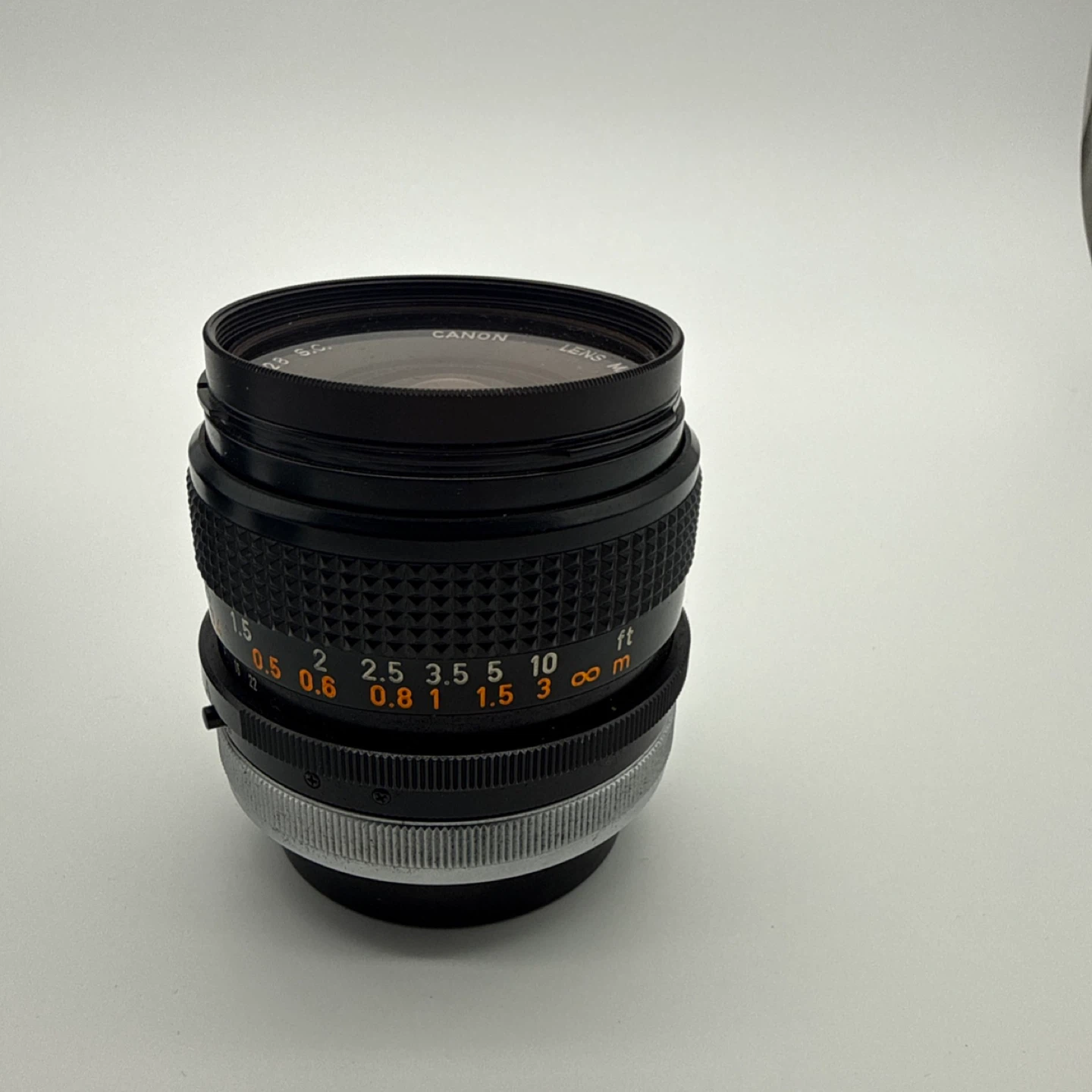 Vintage Canon FD 28mm f/2.8 S.C. Lens - photo 3
