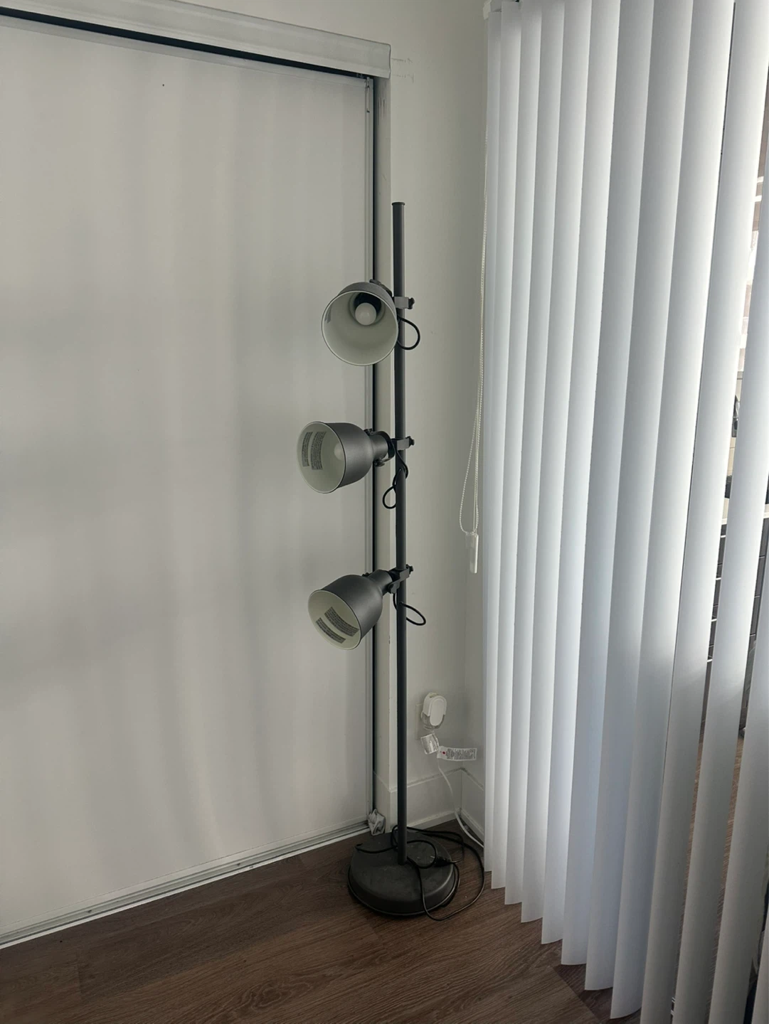 IKEA Hektar Floor Lamp - Dark Gray - photo 3