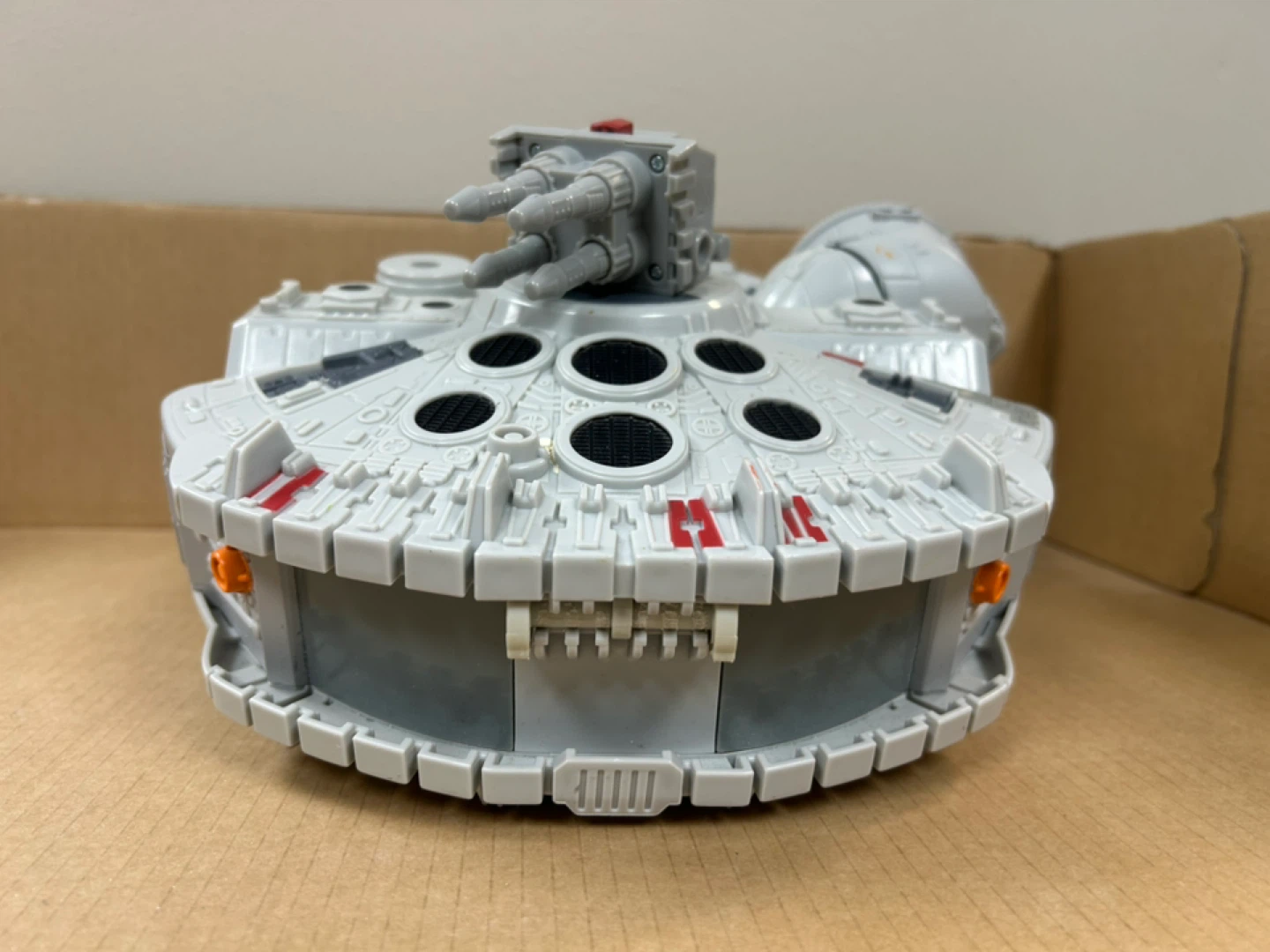 Star Wars Millennium Falcon Toy - photo 2