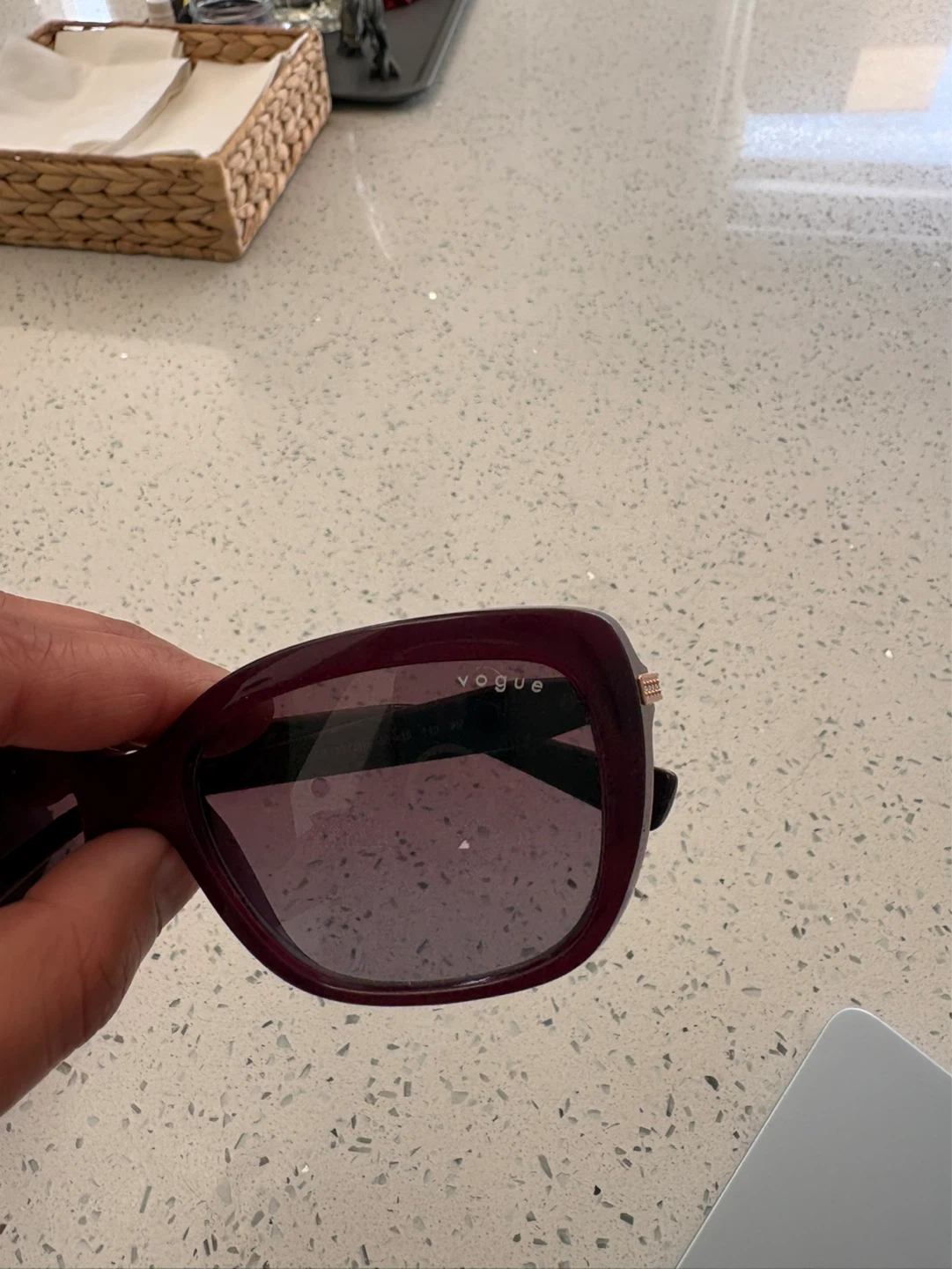 Brand new Vogue Sunglasses - photo 2