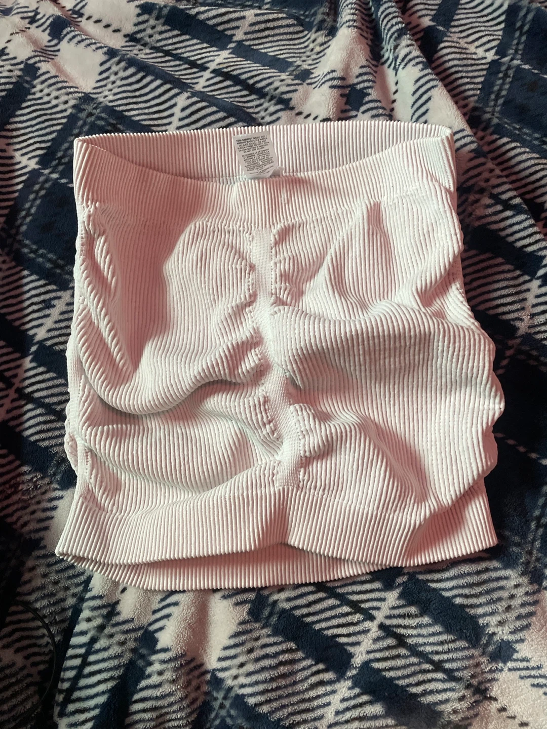 bundle of cropped tops - photo 3