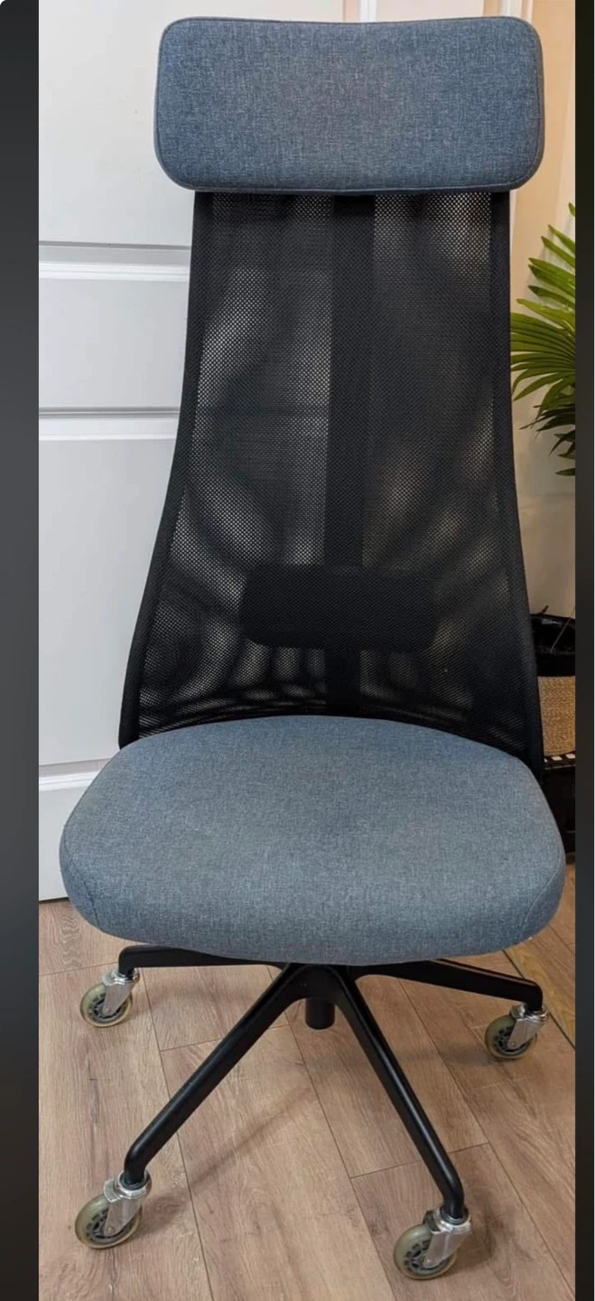 Grey Mesh Back Office Chair