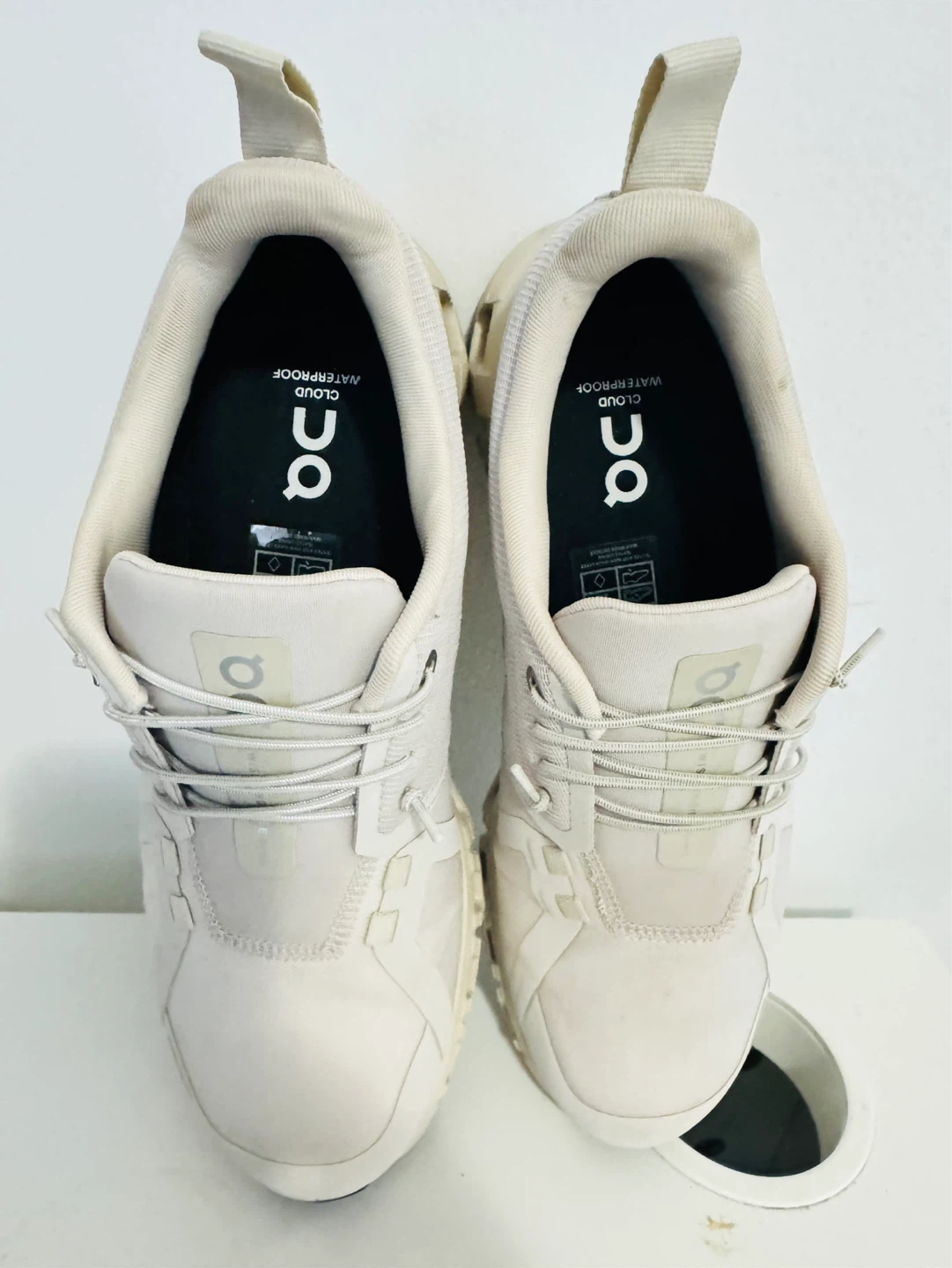ON womens Cloud 6 Waterproof ‘Pearl Cream’ 8.5US womens - photo 4