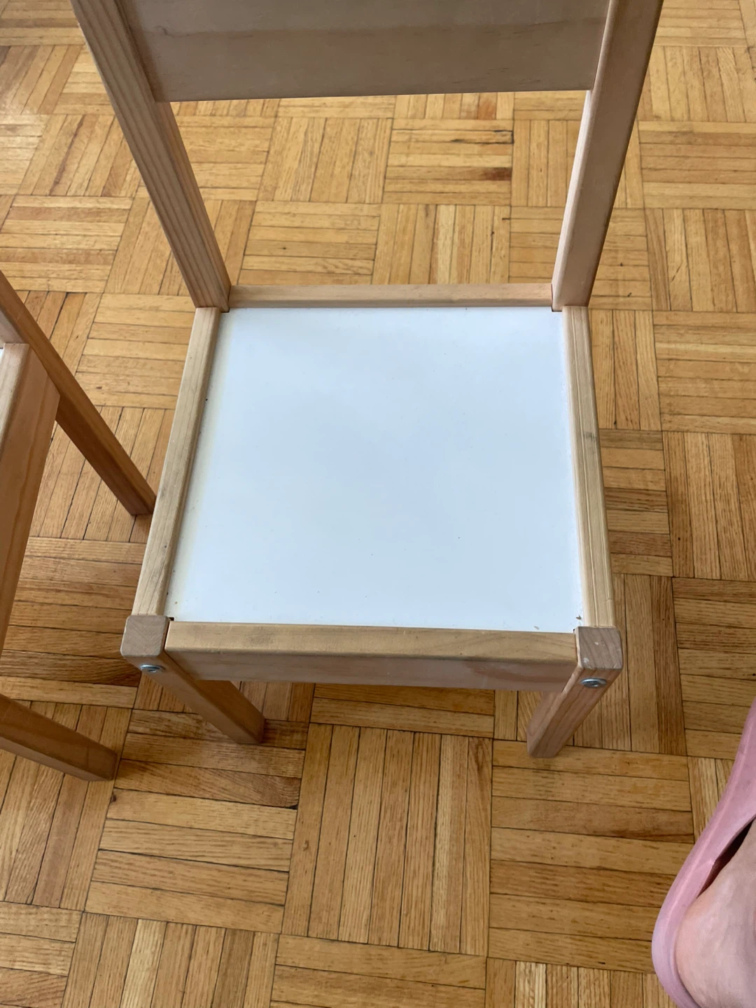 Wooden kids chairs - photo 3