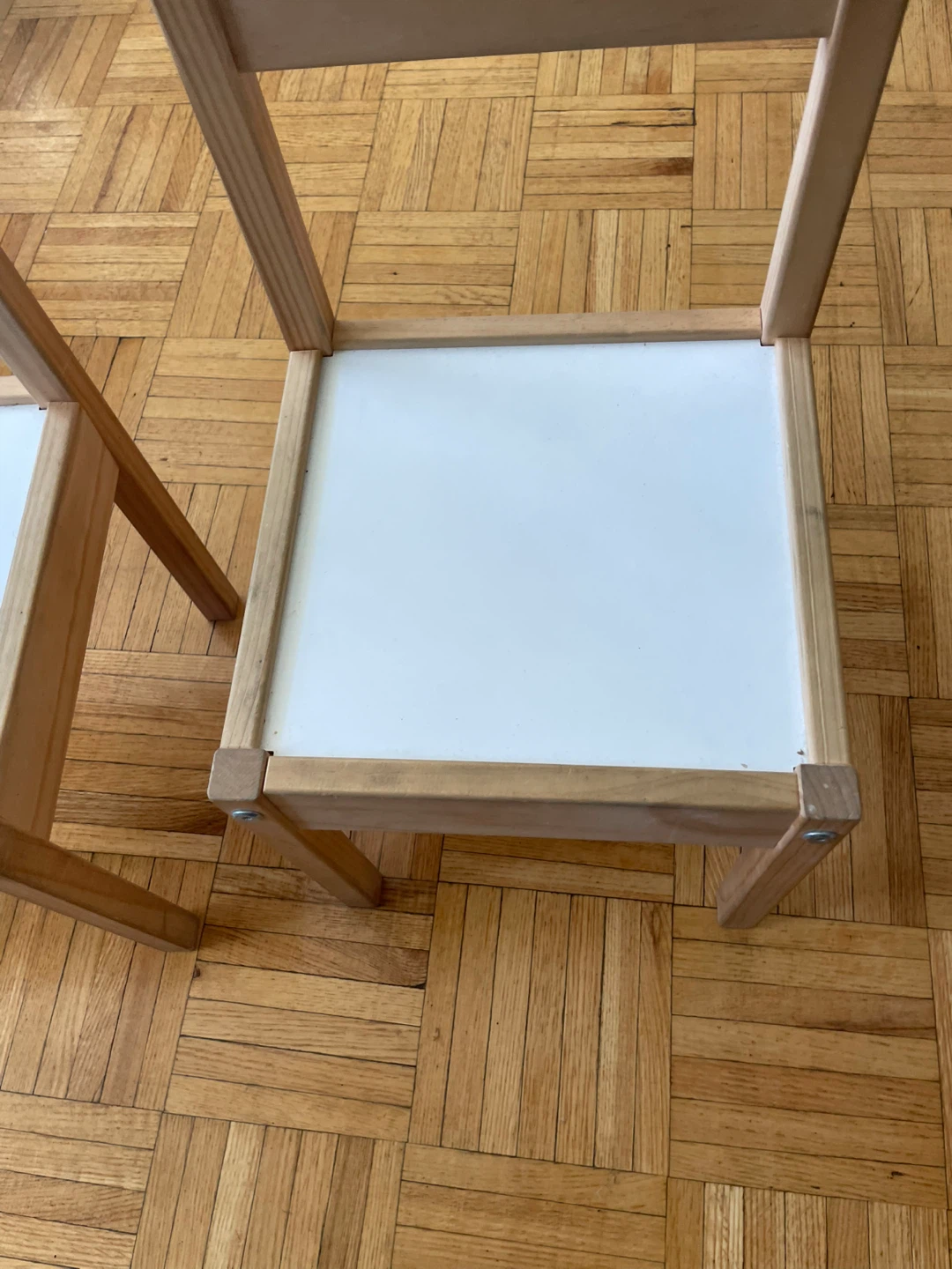 Wooden kids chairs - photo 5