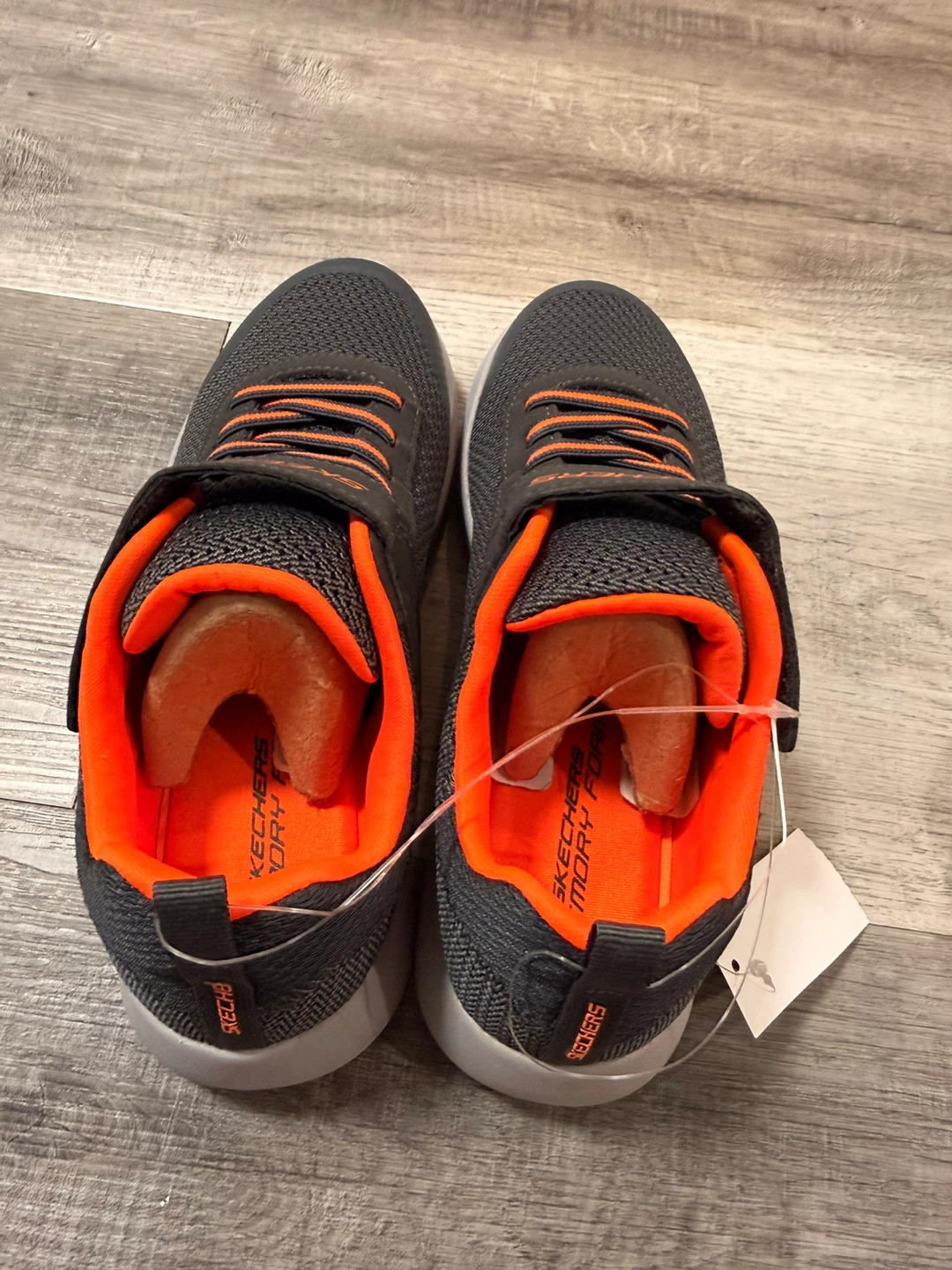 Brand new) Skechers Boys Shoes Size 4 Youth - photo 2