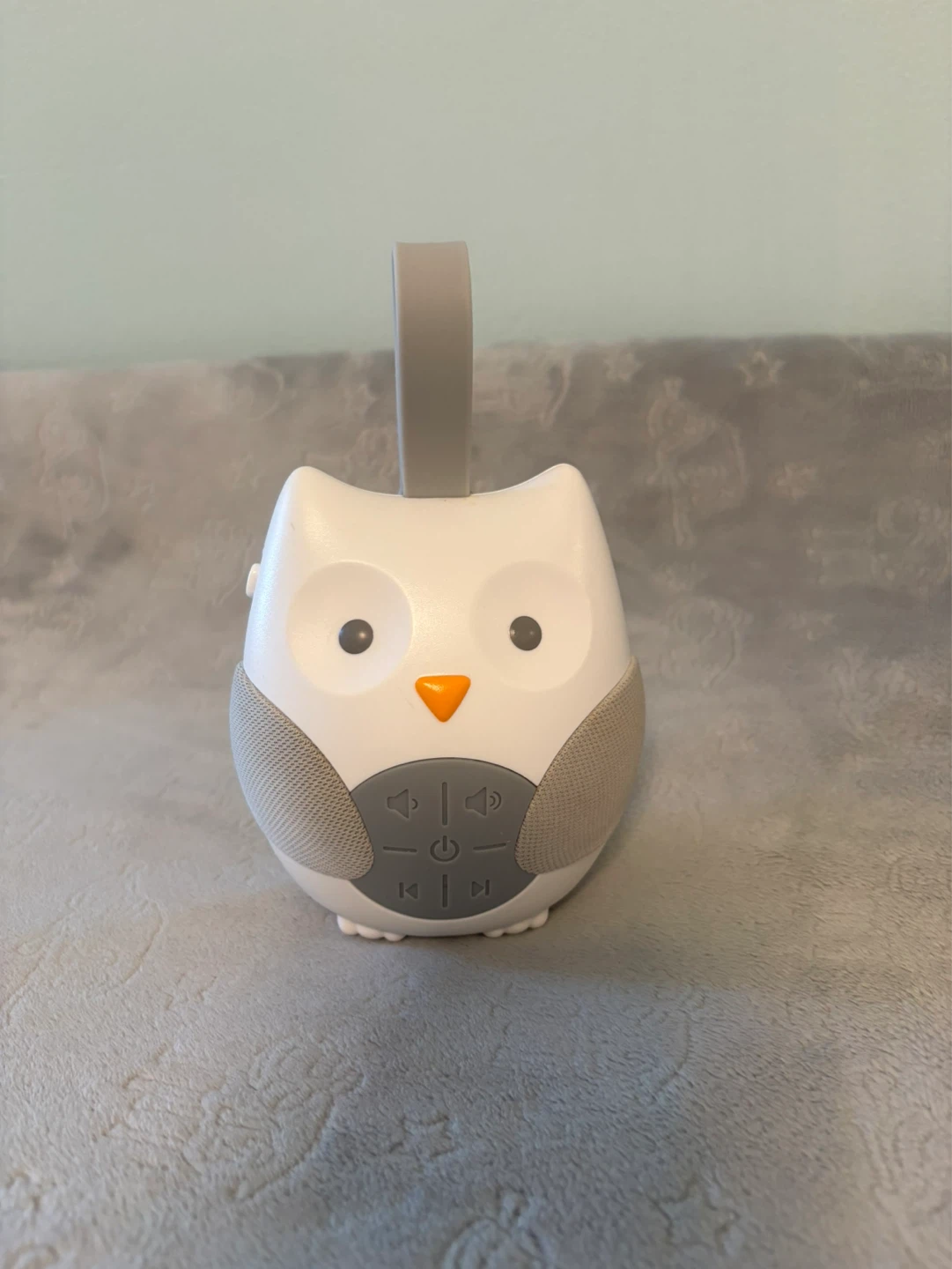 Skip Hop Portable Owl Sound Machine for Babies