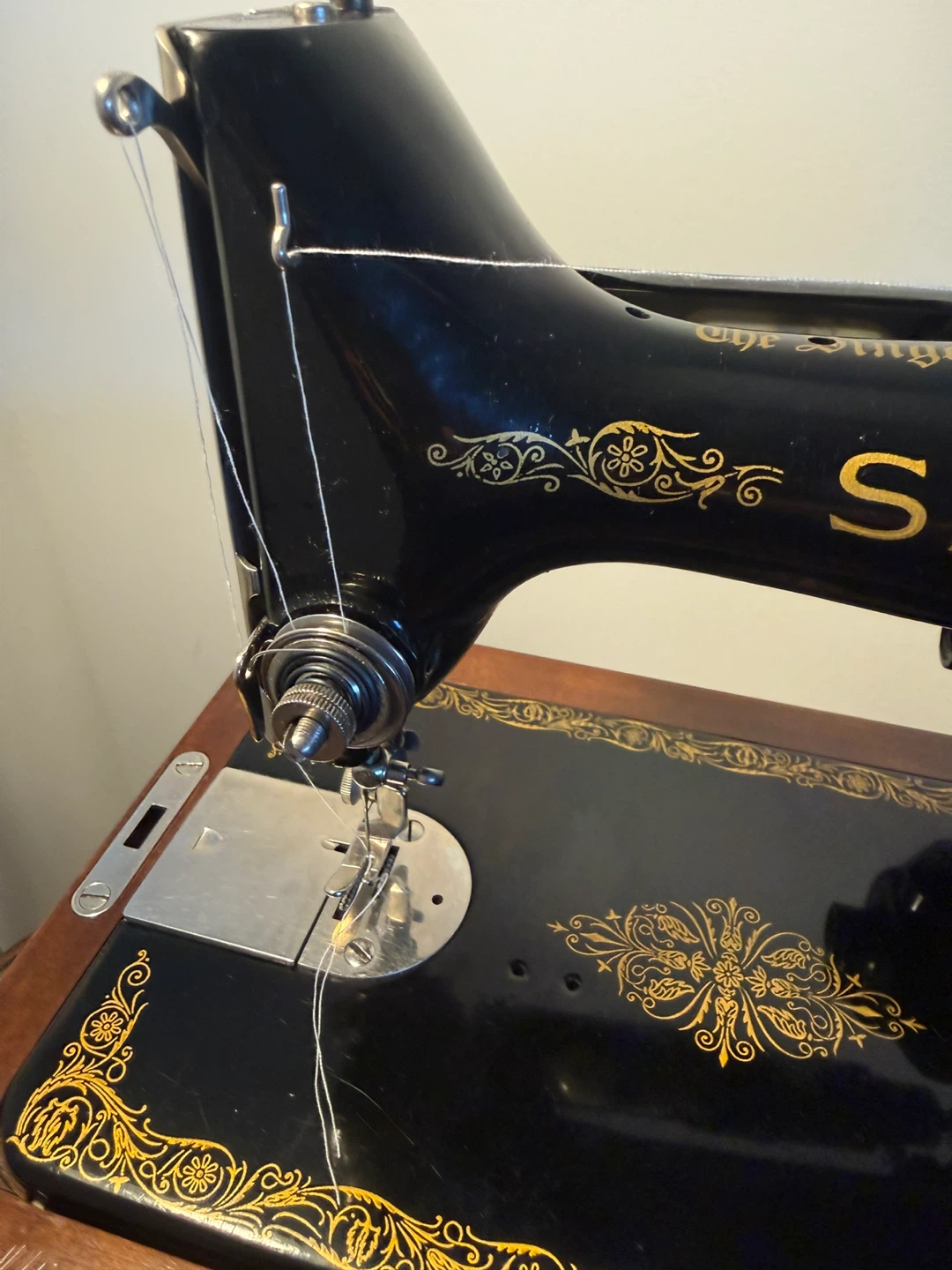 Singer Sewing Machine with Attachments - photo 3