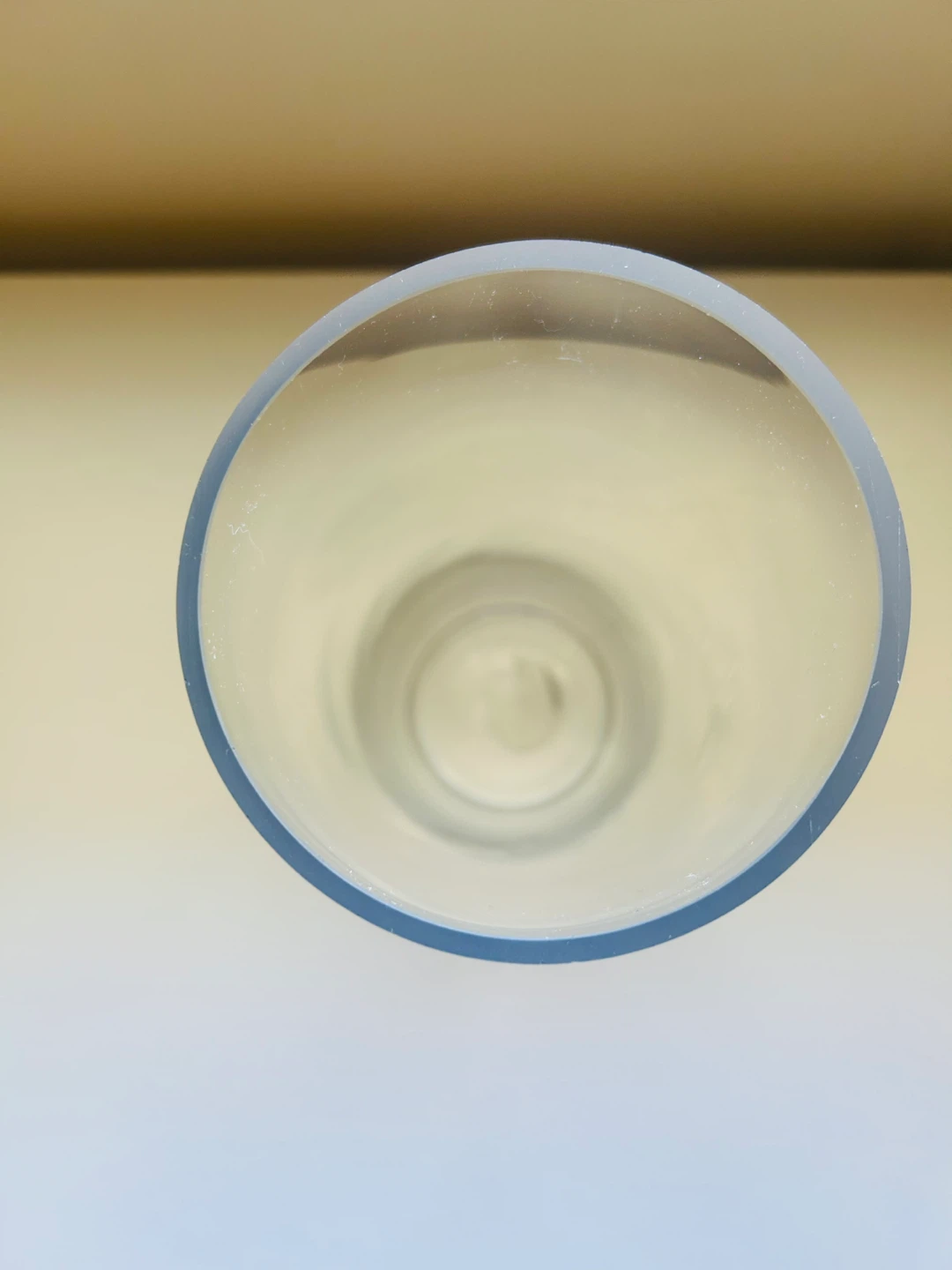 Clear Glass Vase - photo 2