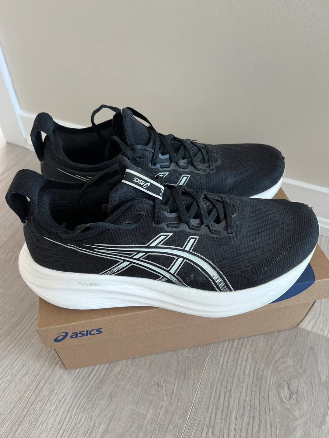 ASICS gel nimbus 27 men’s size 10.5 wide