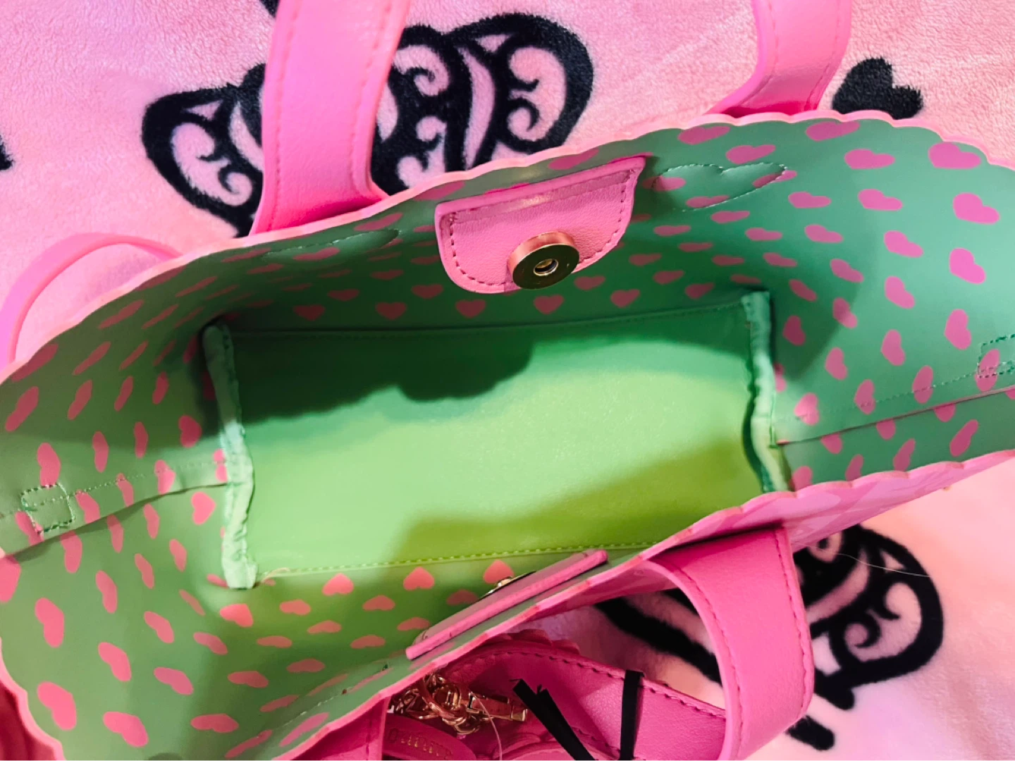 Juicy Couture Pink Heart Mini Bag Charm - photo 2