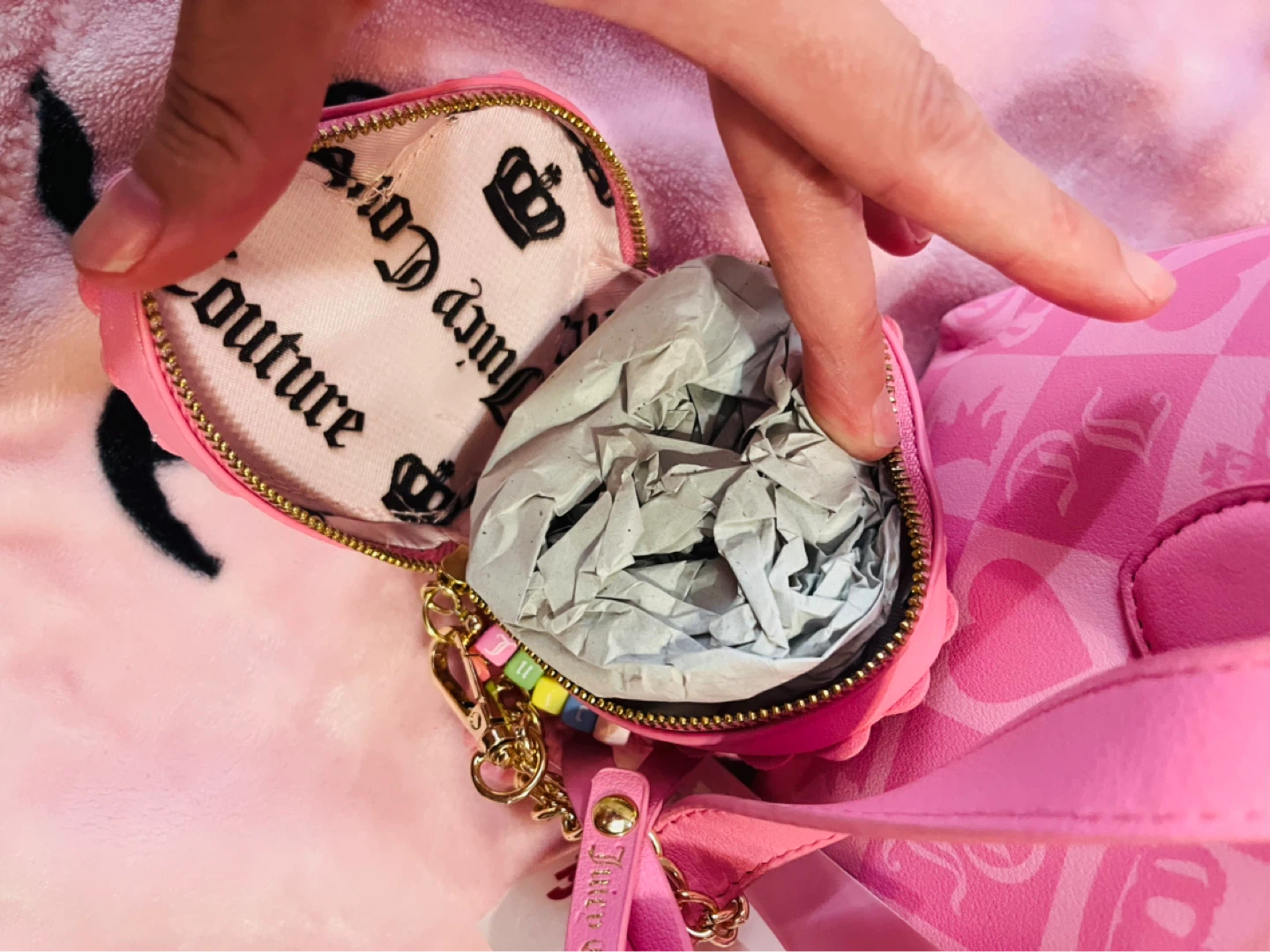 Juicy Couture Pink Heart Mini Bag Charm - photo 5
