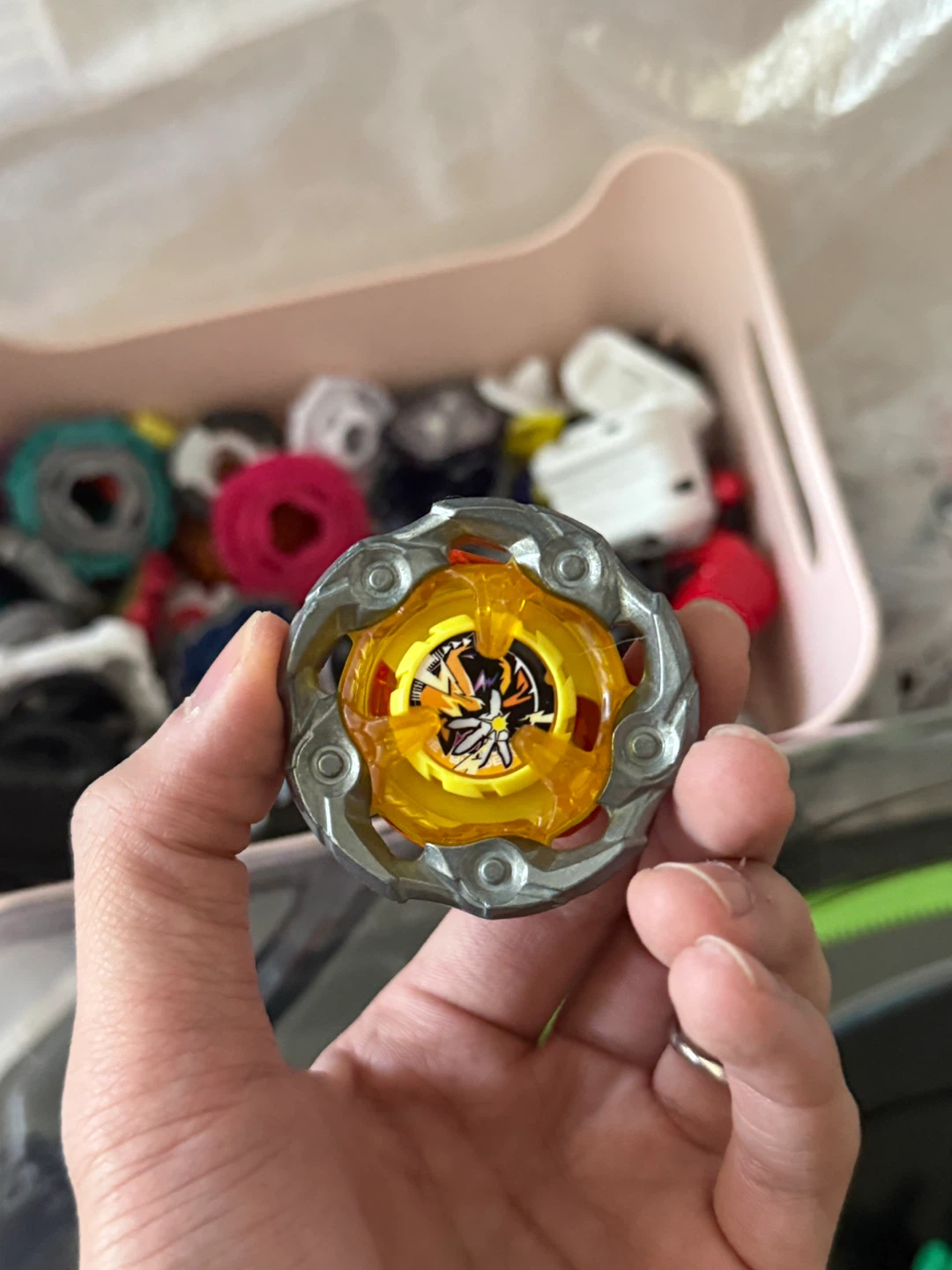 Beyblade lot of 5 assorted spinning tops - photo 2