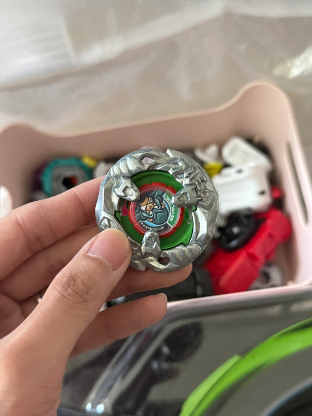 Beyblade lot of 5 assorted spinning tops - photo 3