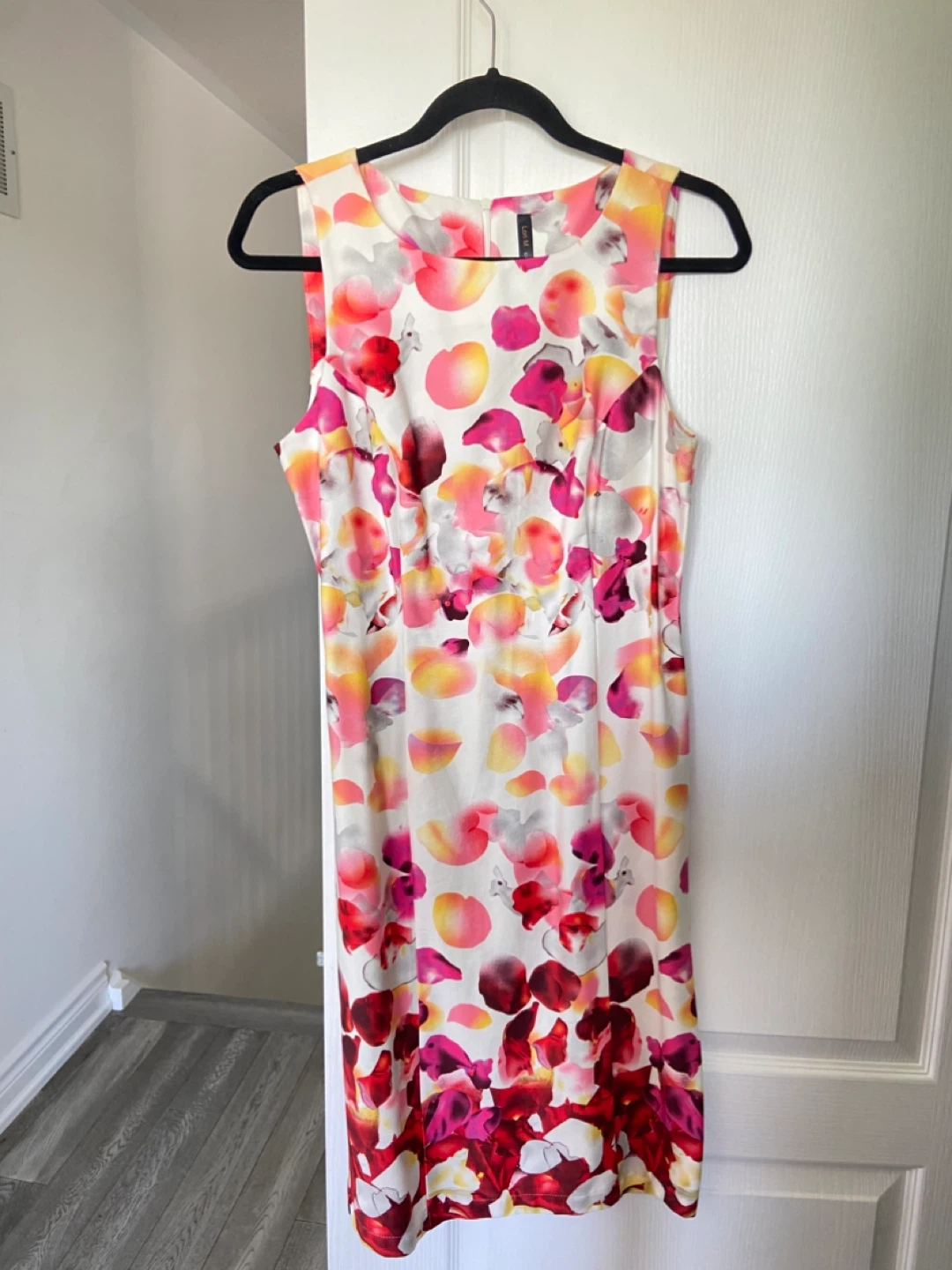 Lori M Collection Floral Dress - Medium