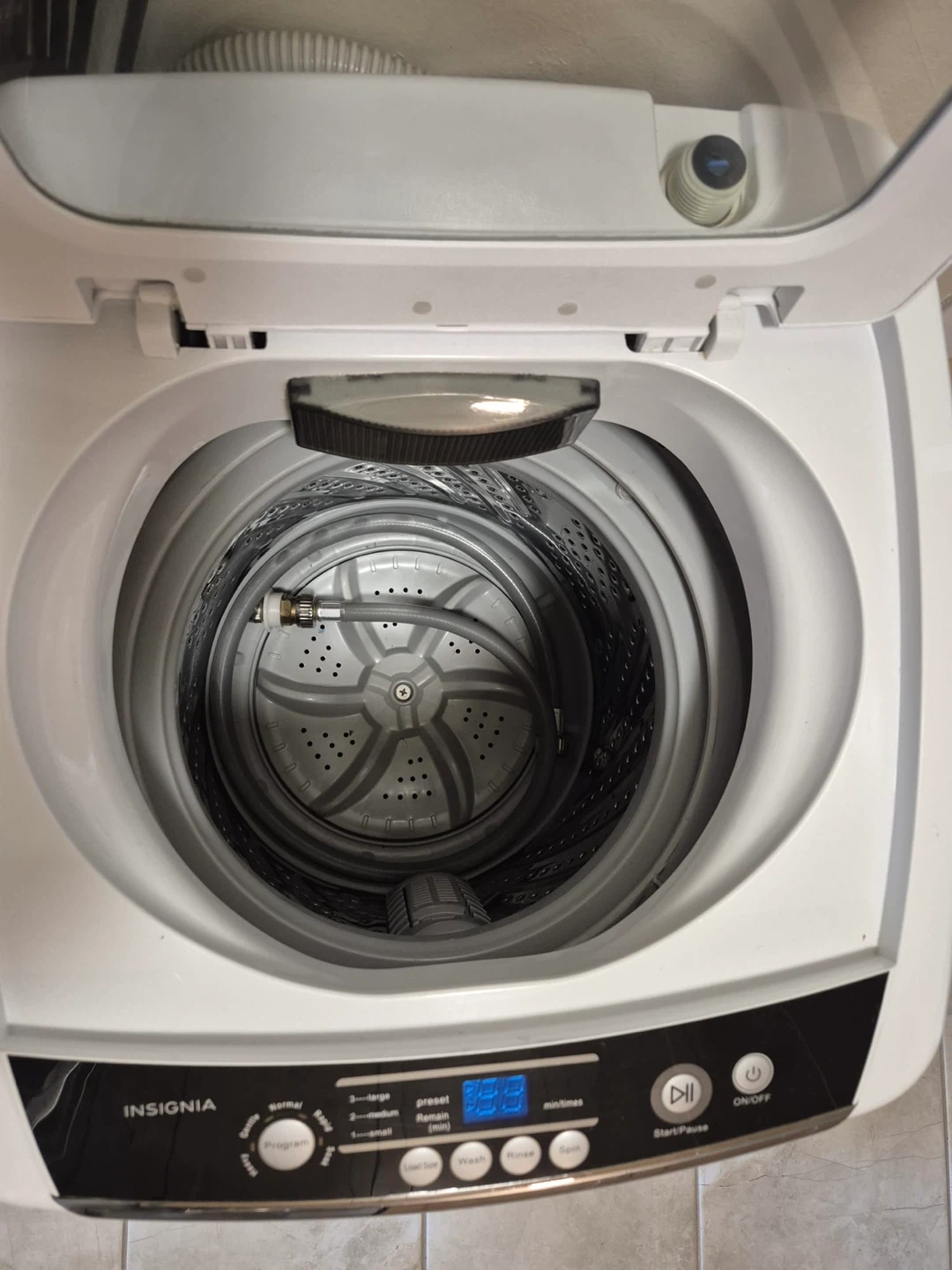 Insignia Portable Clothes Washer, 0.9 cu. ft. Top Load Washer. - photo 2