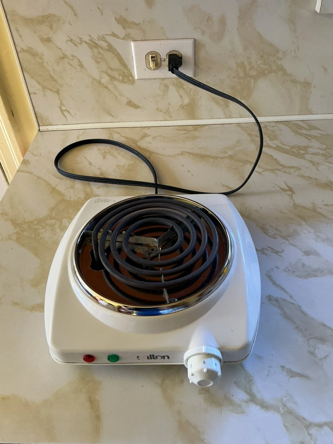 Salton Single Electric Burner Hot Plate - photo 2