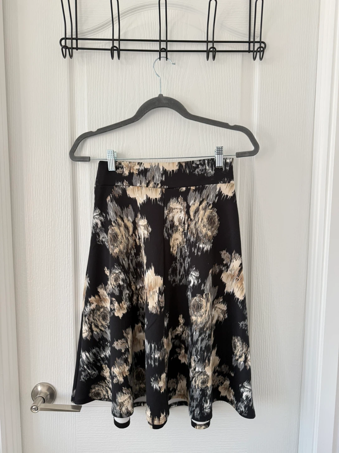 Black Patterned Knee Length Skirt - photo 2