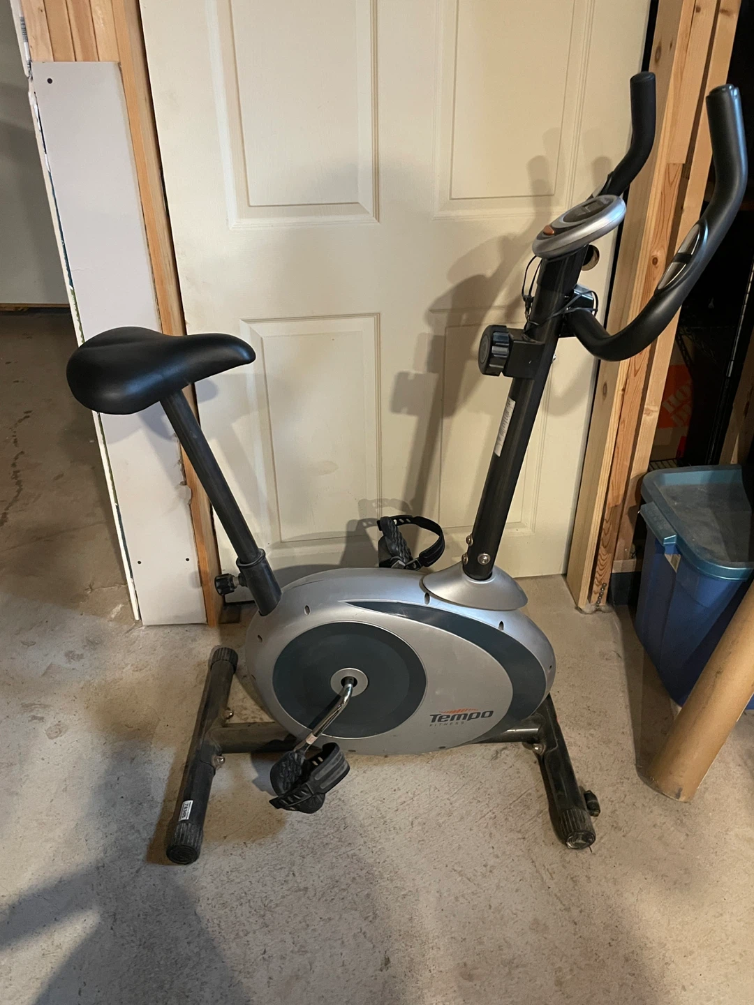 Tempo Fitness Stationary Bike