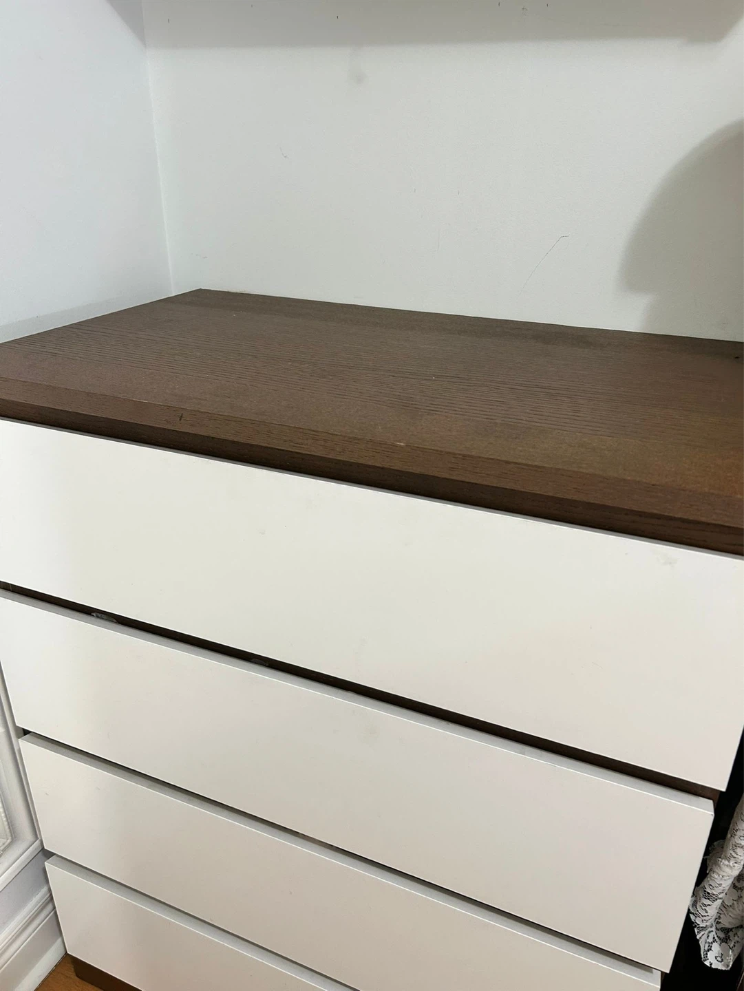 White and Wood 4-Drawer Dresser - photo 3