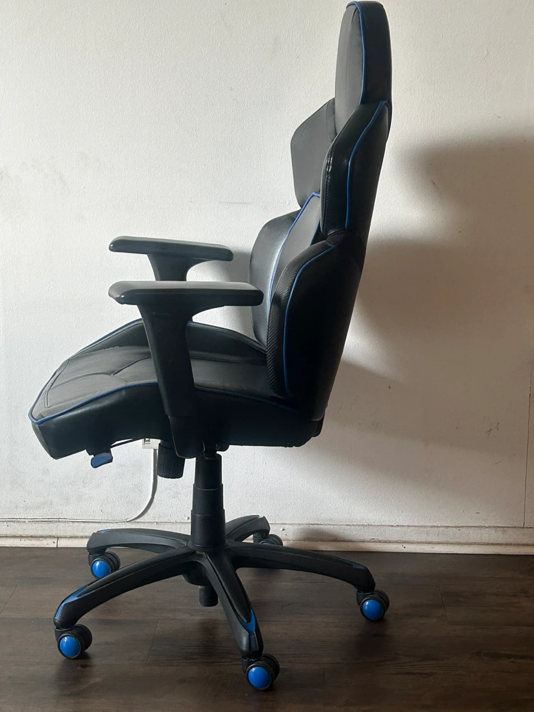 Black and Blue Gaming Chair - photo 2