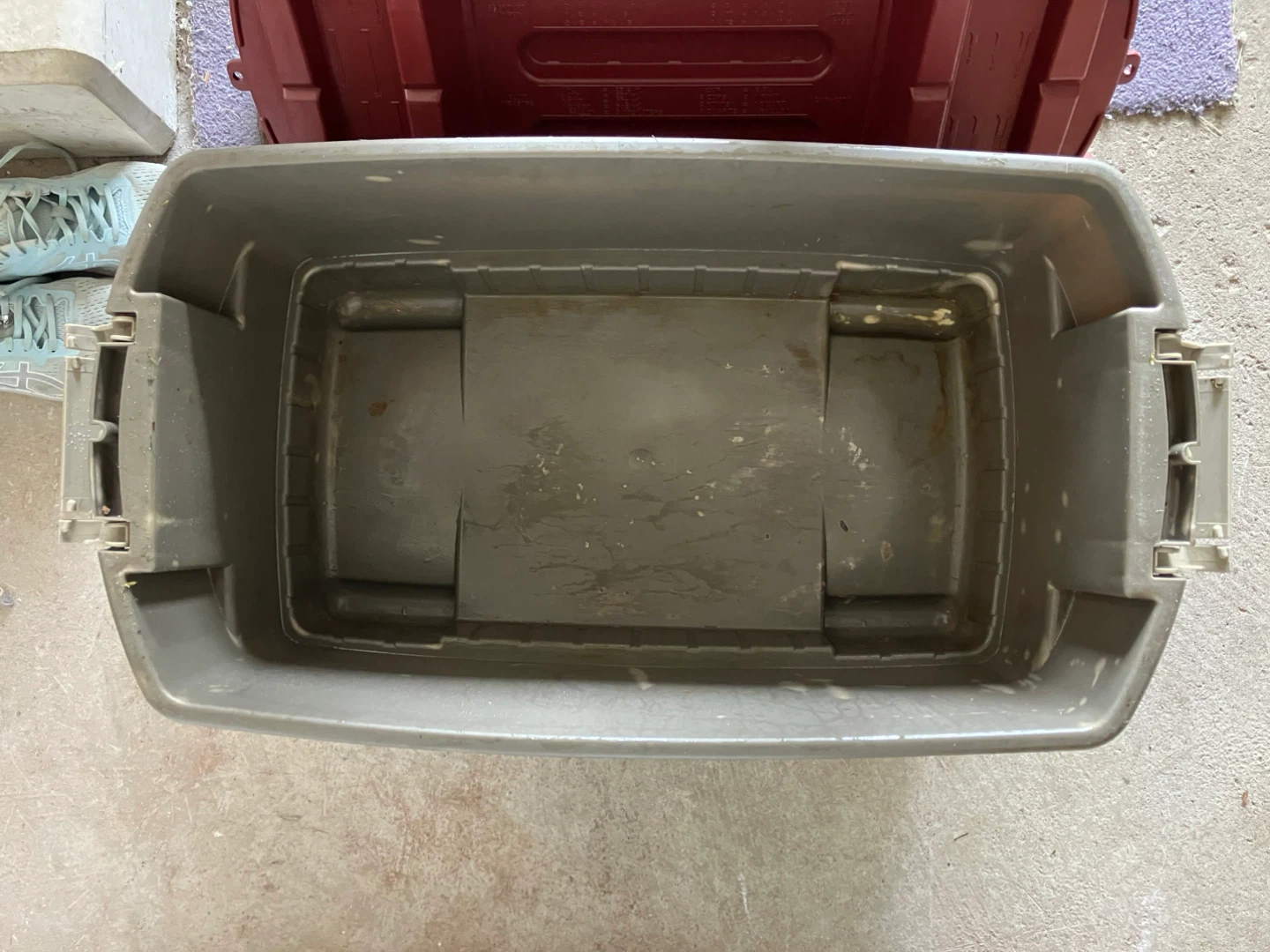 Rubbermaid Work-Pro Storage Container - photo 2