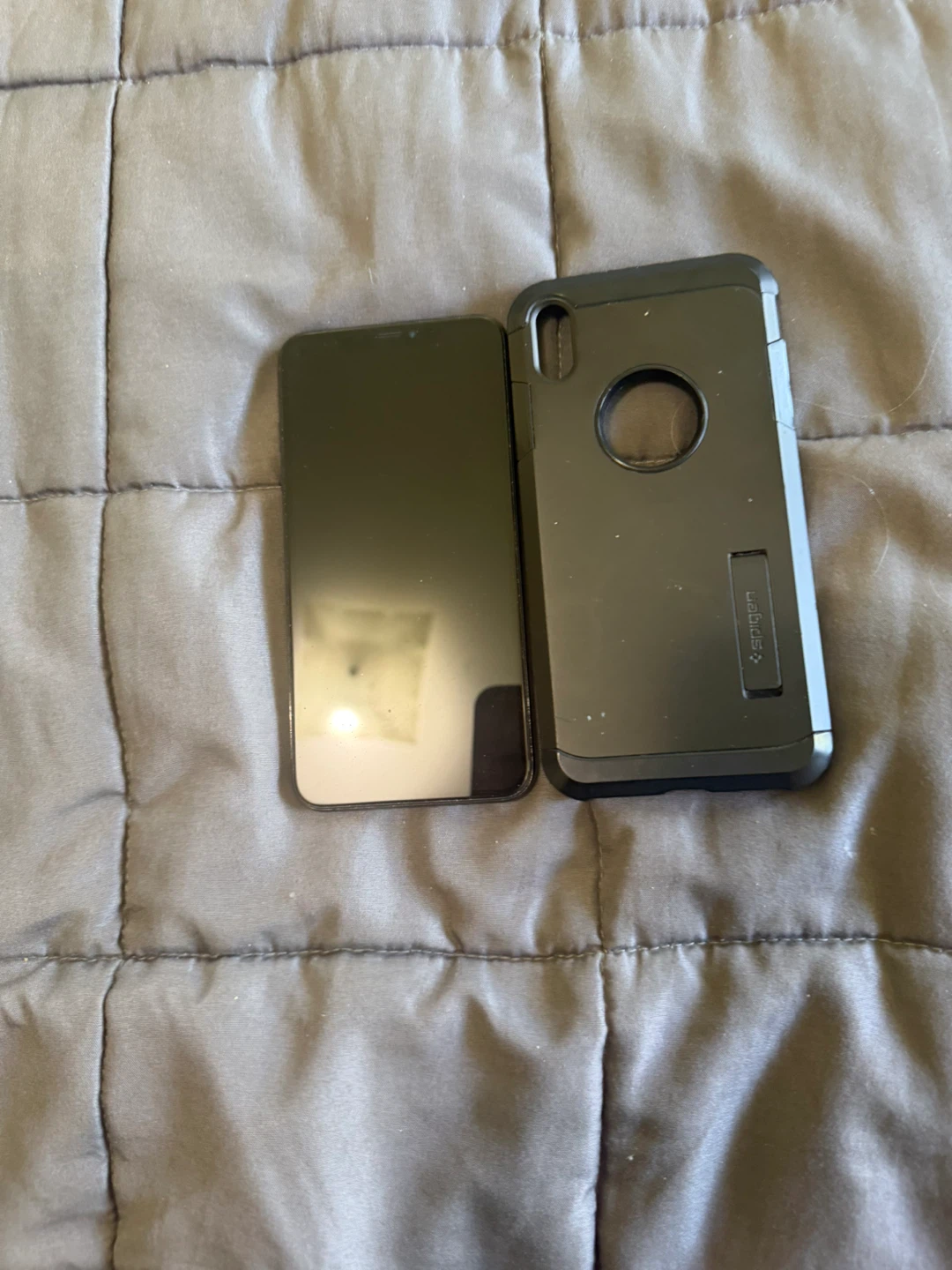 Apple iPhone XS with Spigen Case