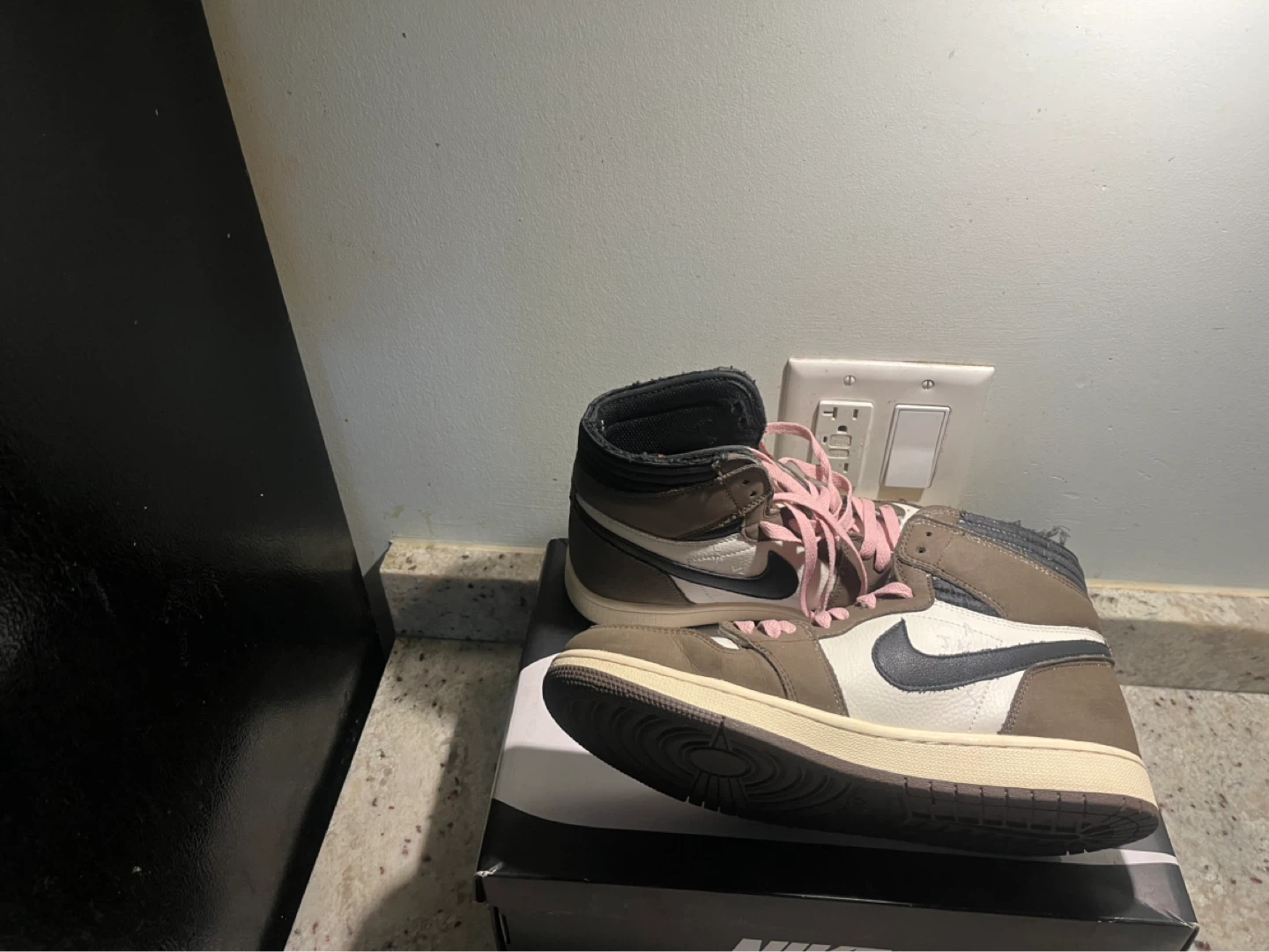 Air Jordan 1 High OG "Travis Scott" Sneakers - photo 2